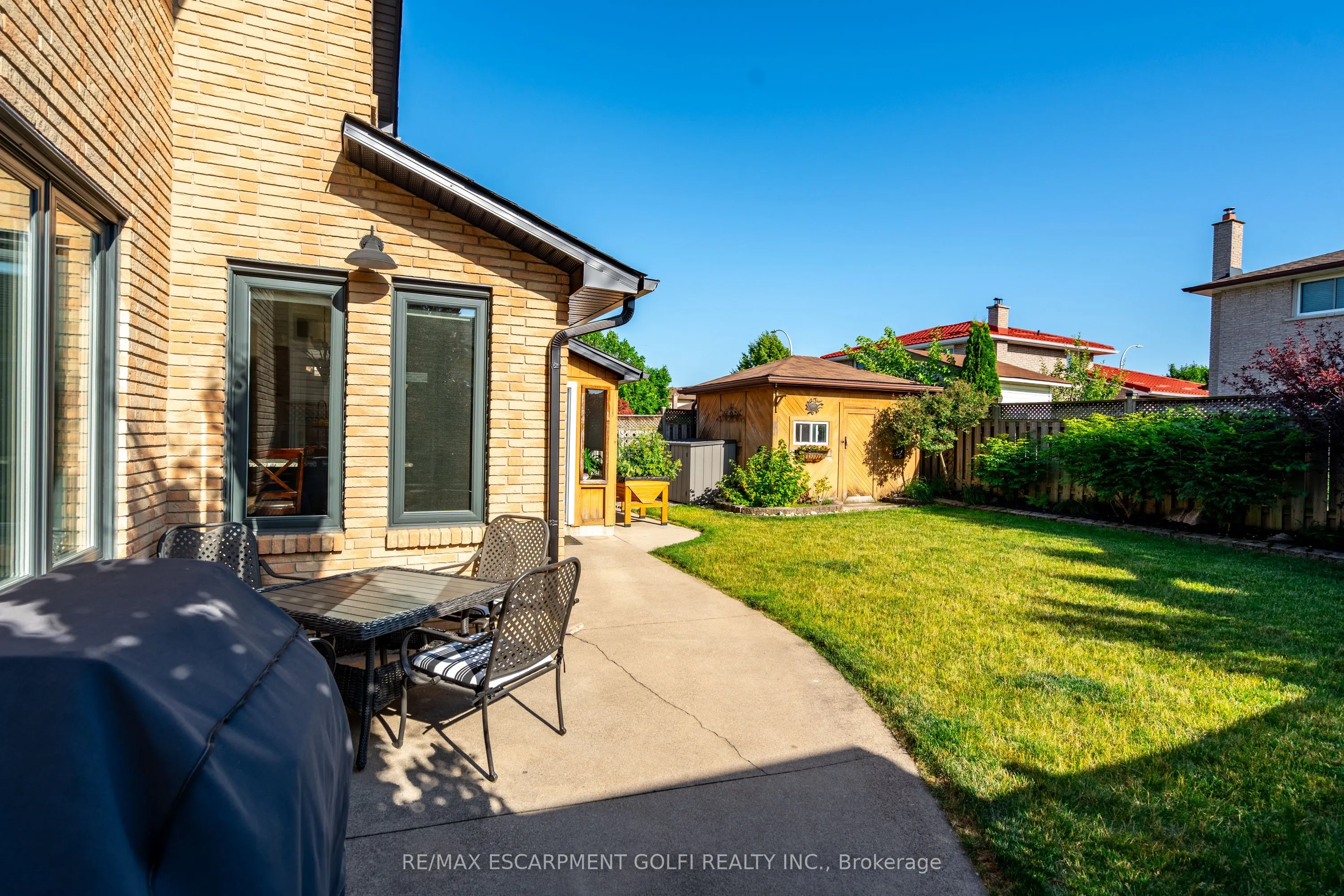 41 Hearthside Crescent