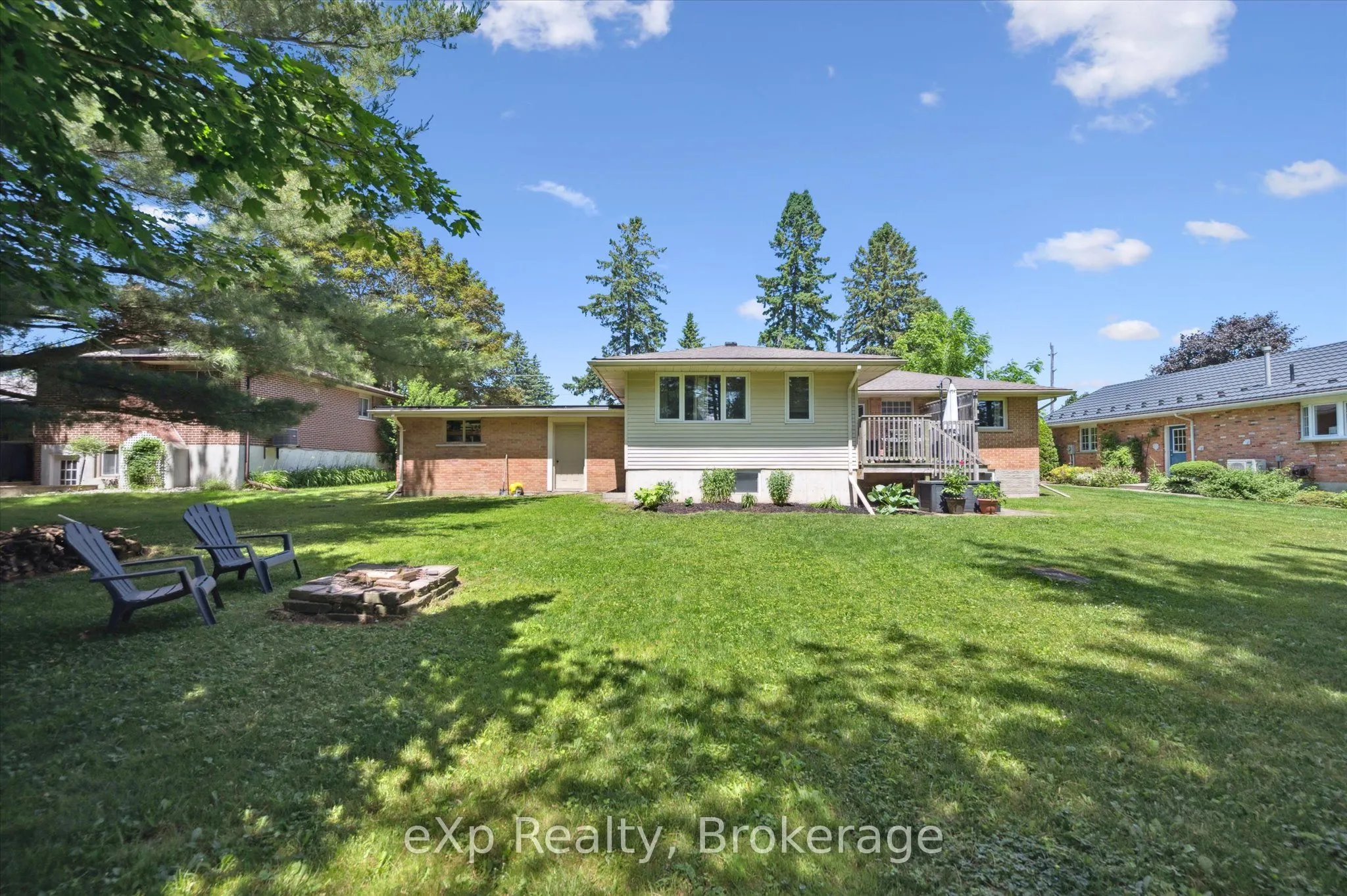 550 Elora Street