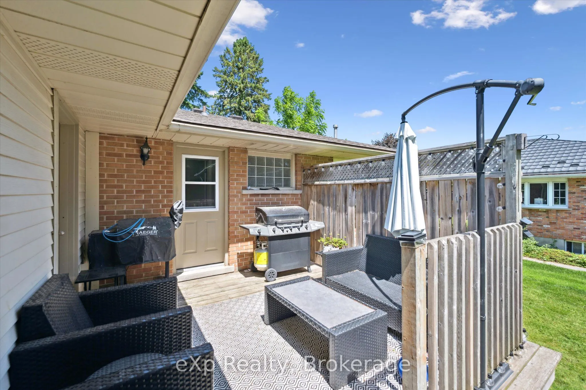 550 Elora Street
