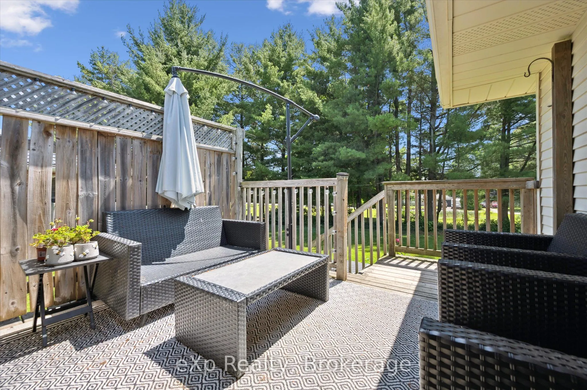 550 Elora Street