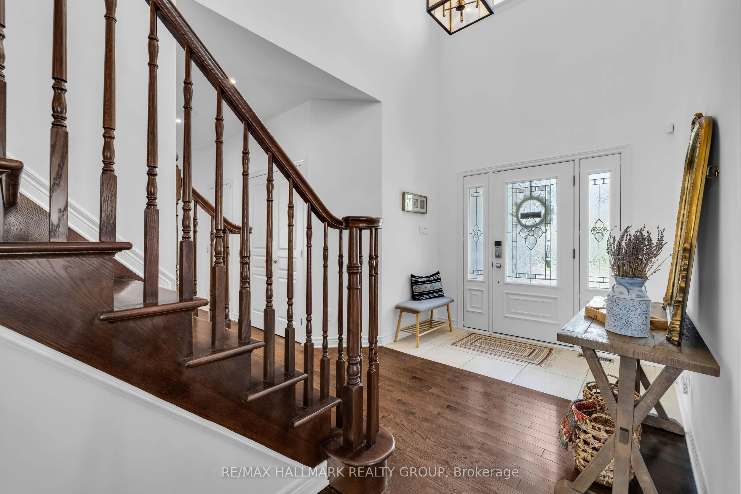 451 LANDSWOOD Way
