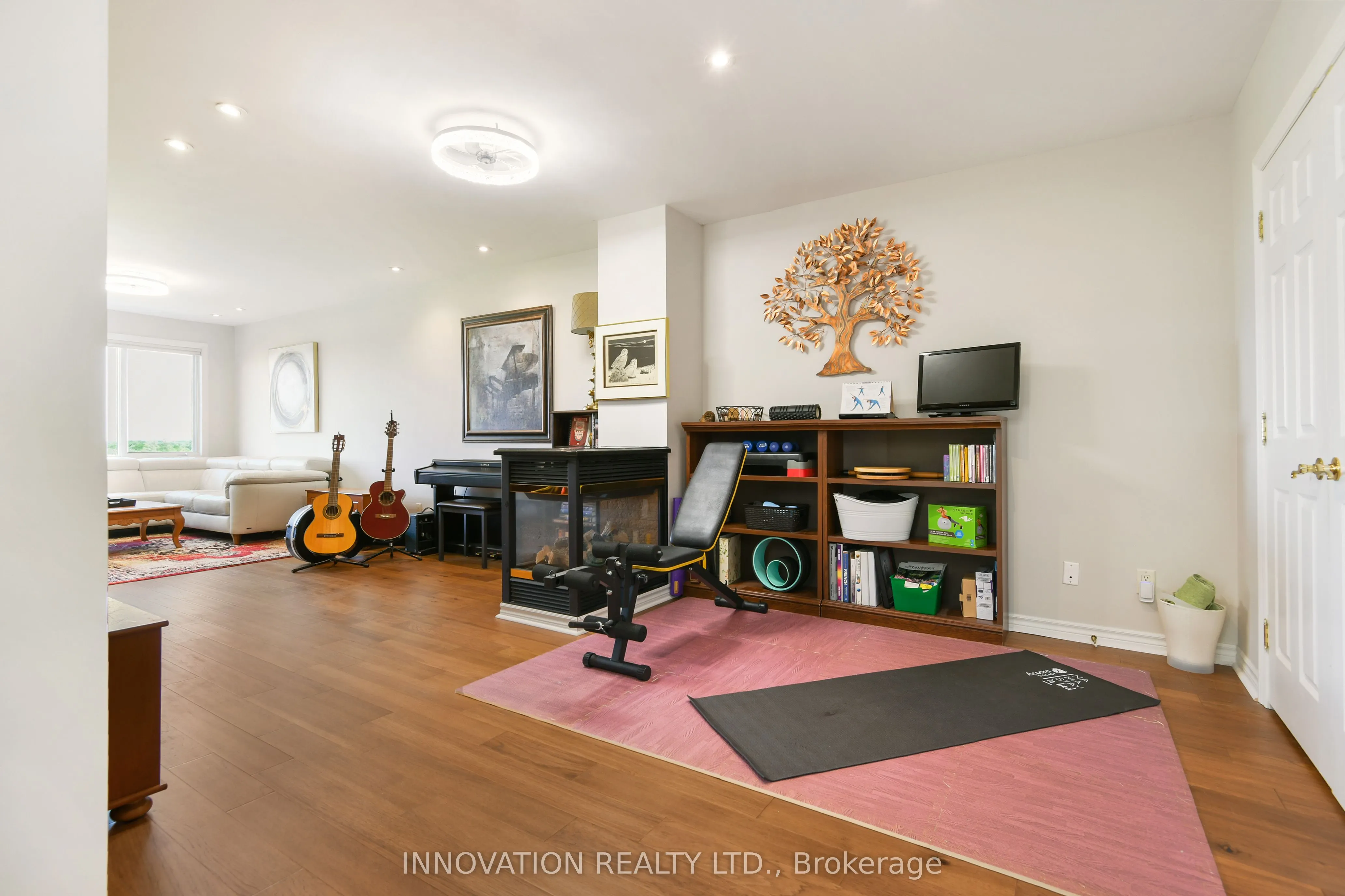 150 Robson Court, #2C