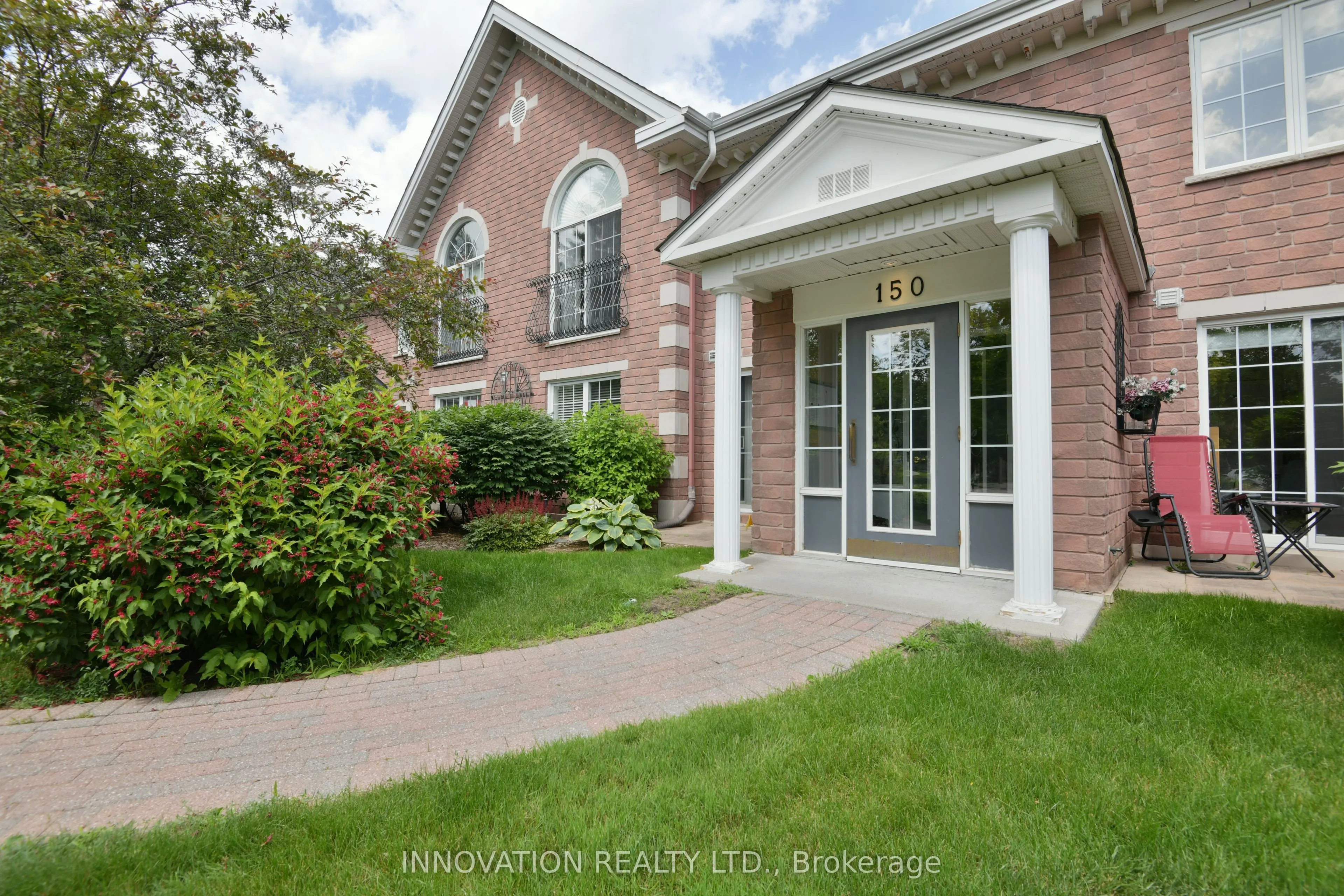 150 Robson Court, #2C