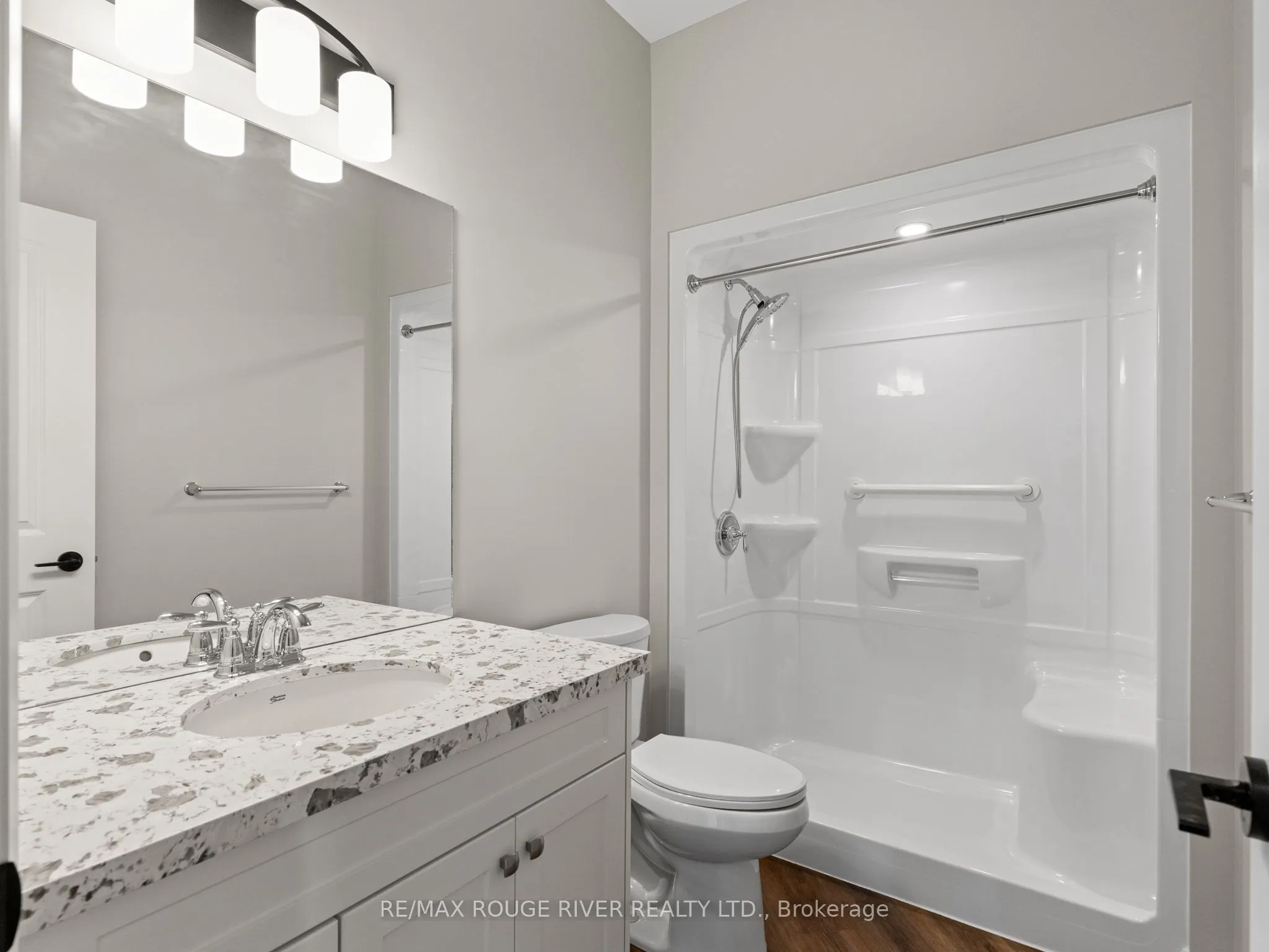 14 MEADOWCREEK Drive, #201