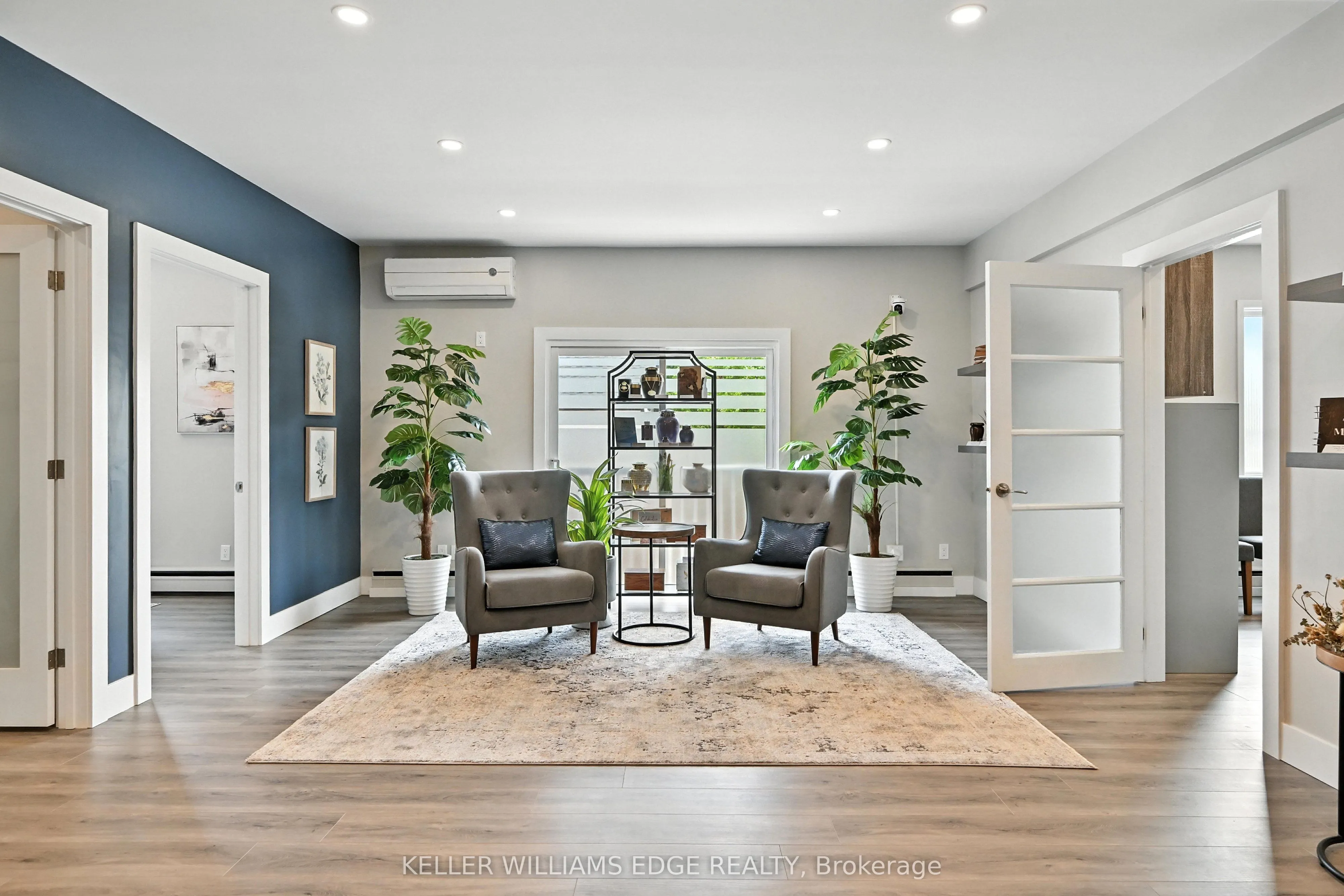 22 Mill Street S