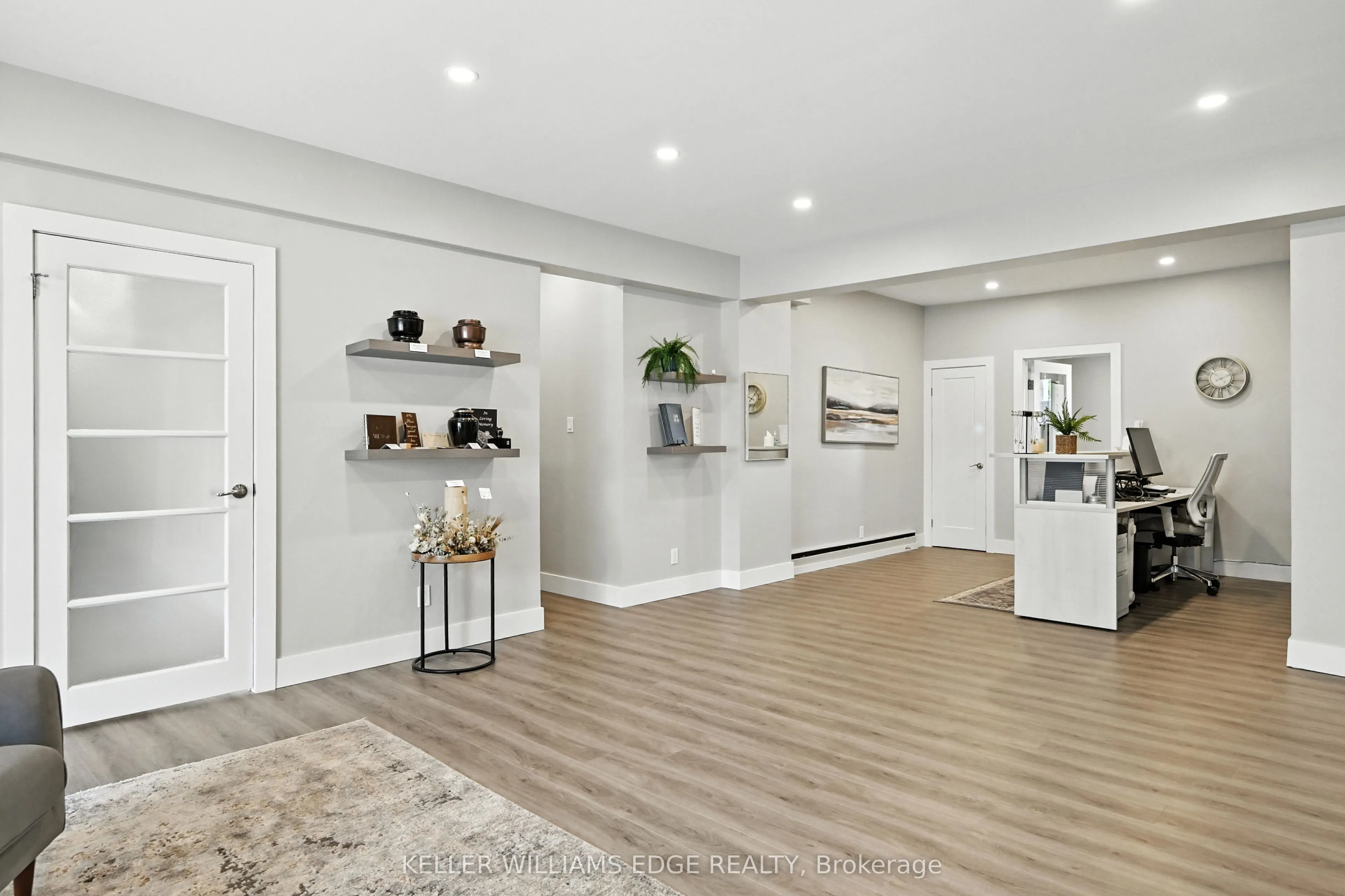 22 Mill Street S