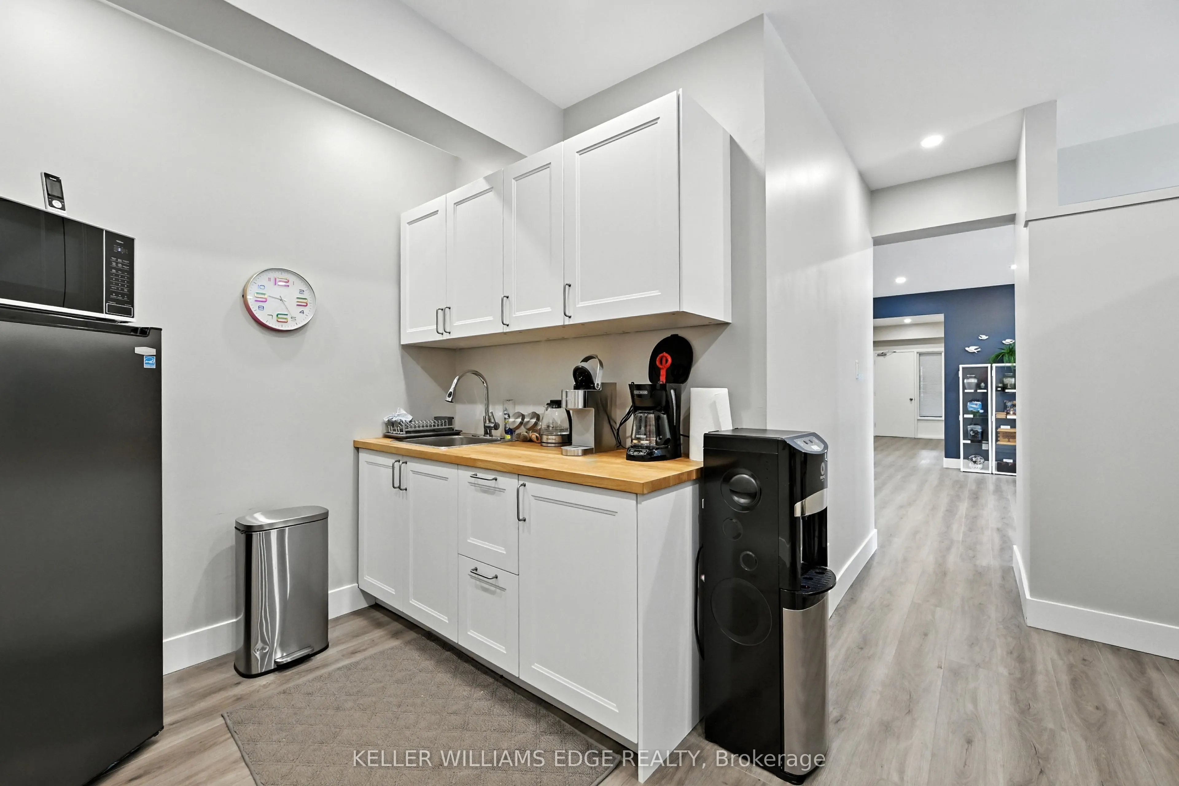22 Mill Street S