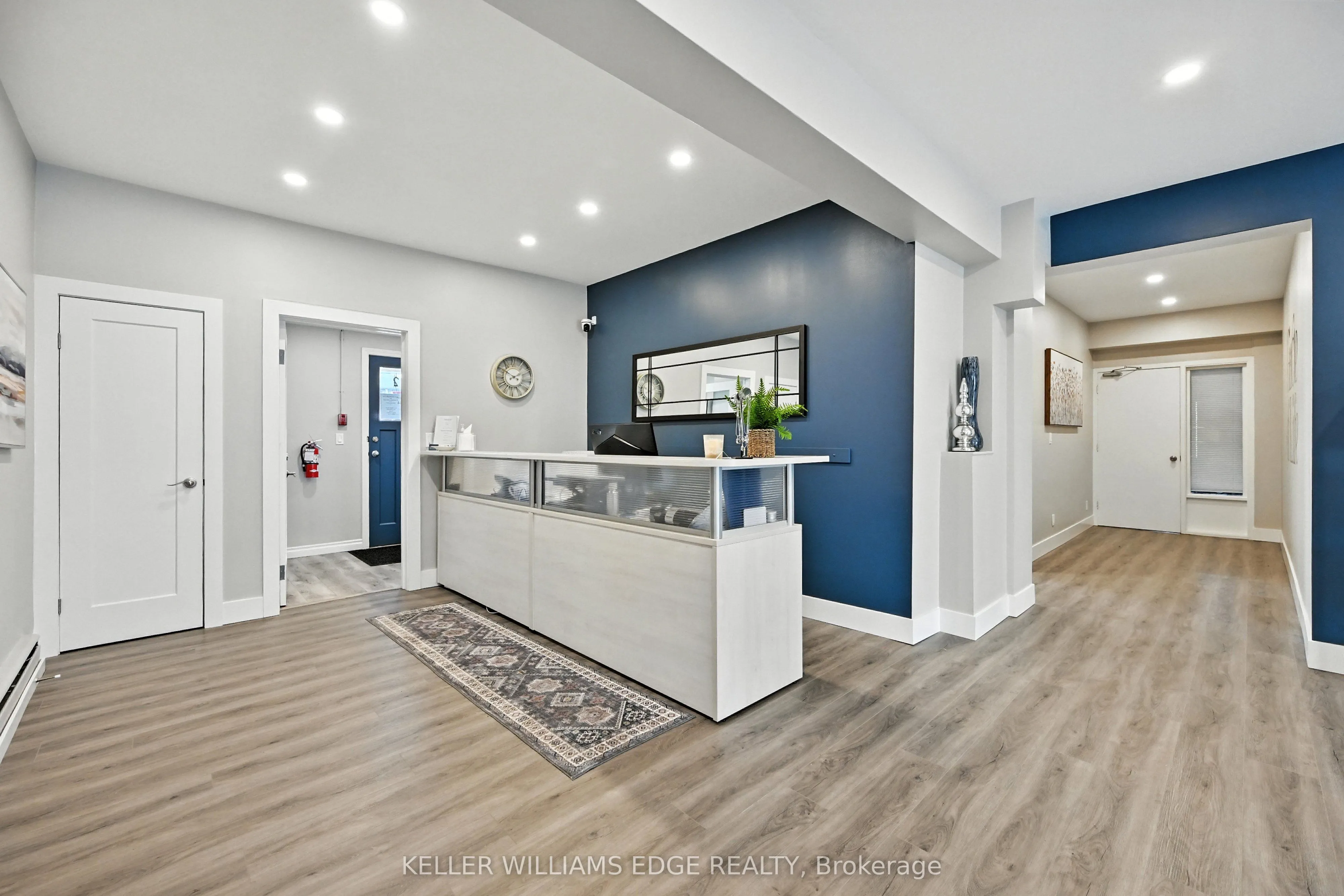 22 Mill Street S