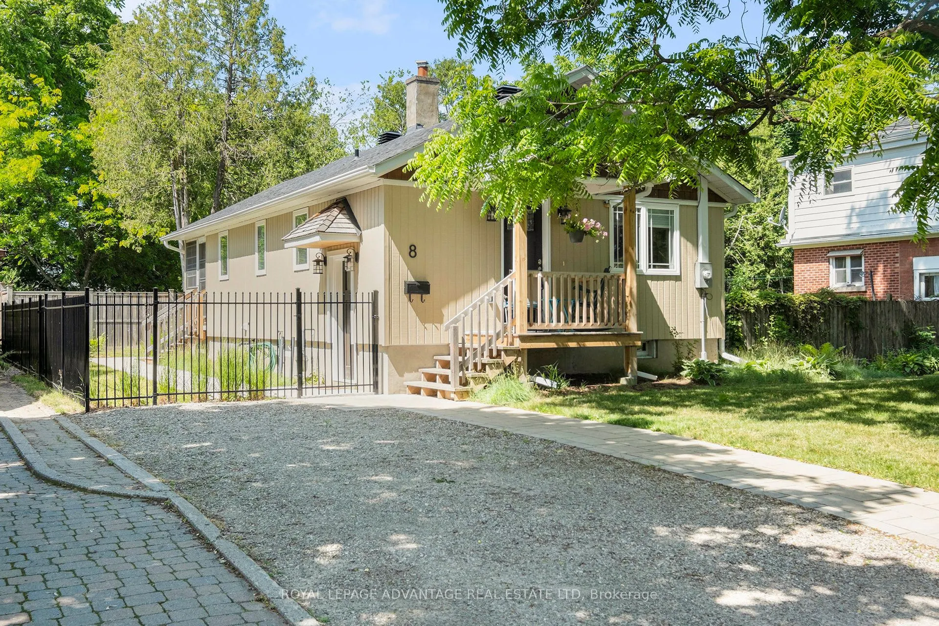 8 Stewart Street