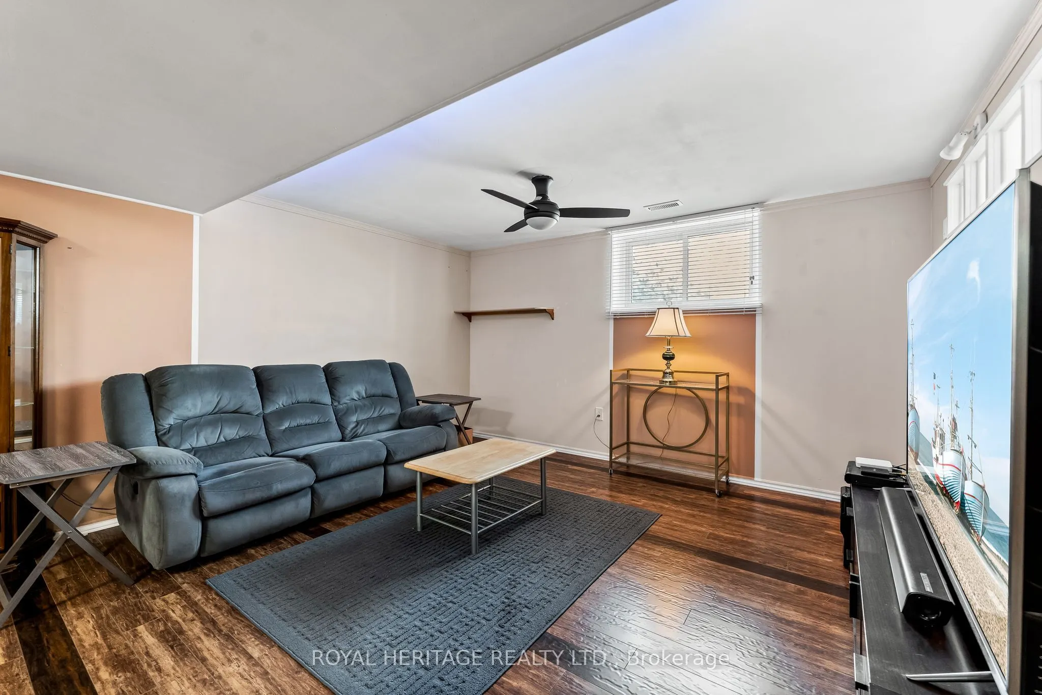 48 Ward Drive