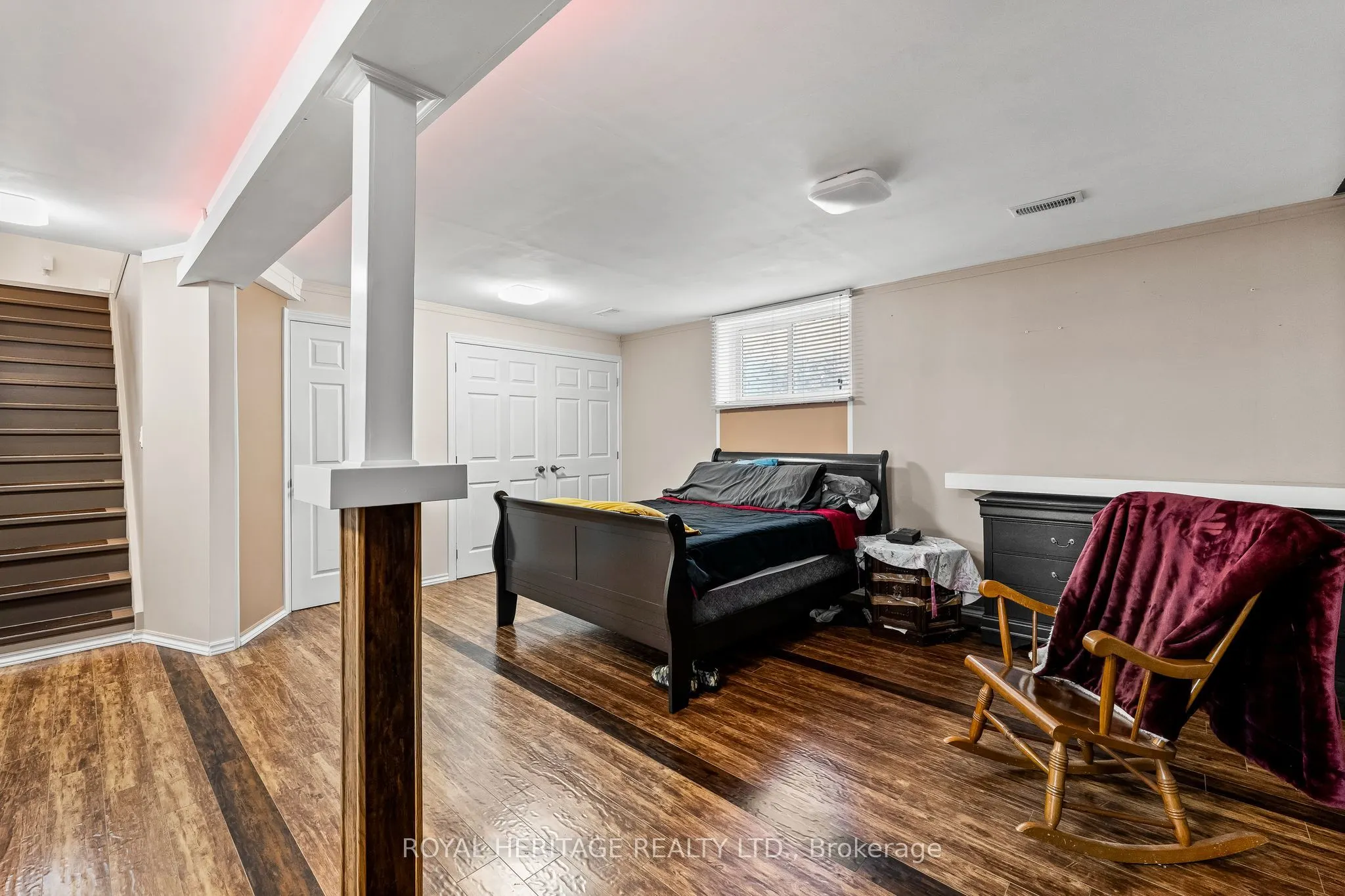 48 Ward Drive