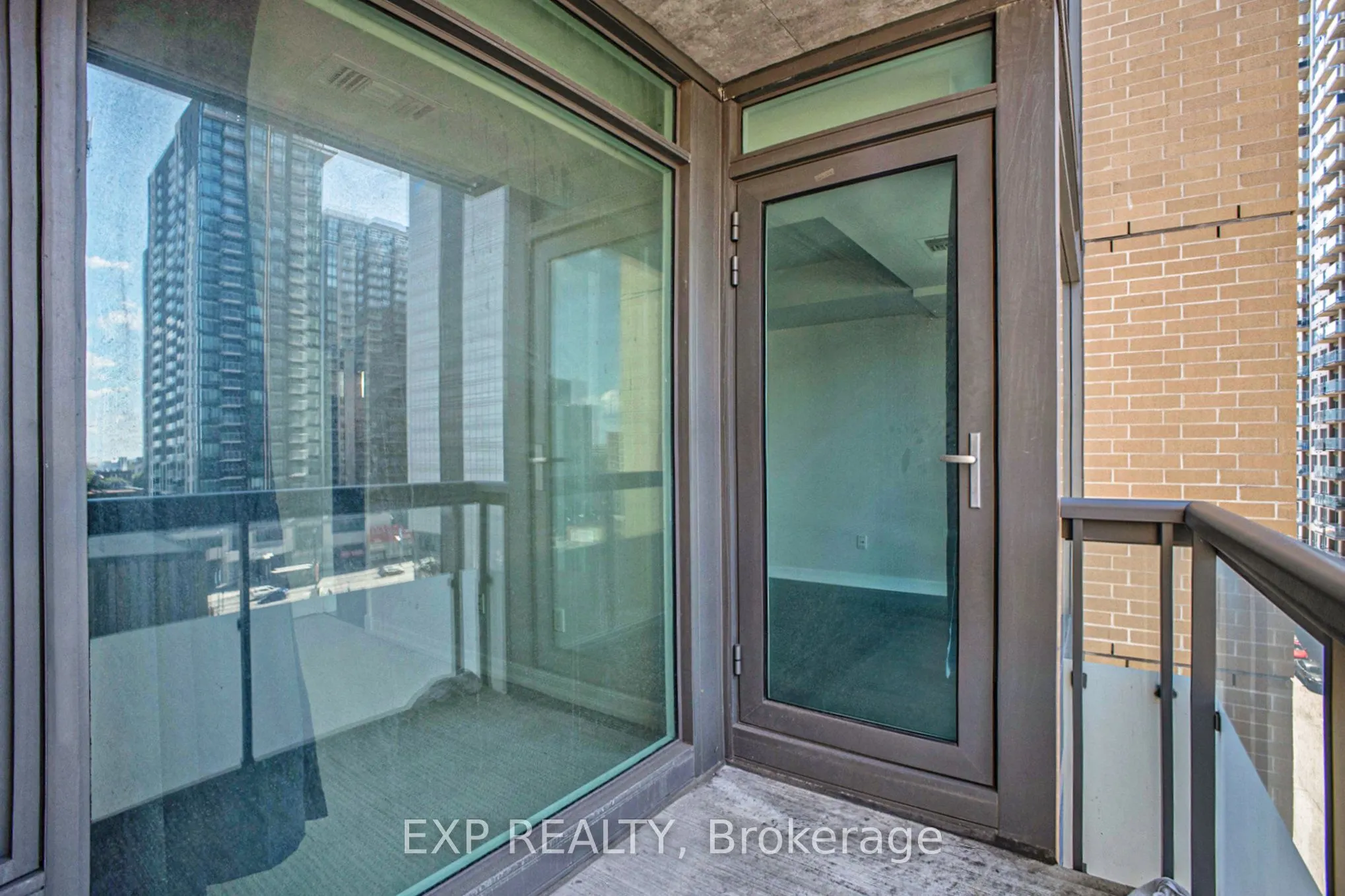 238 Besserer Street, #609