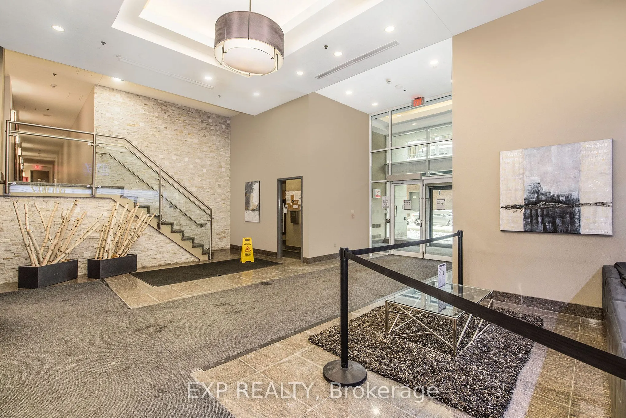 238 Besserer Street, #609