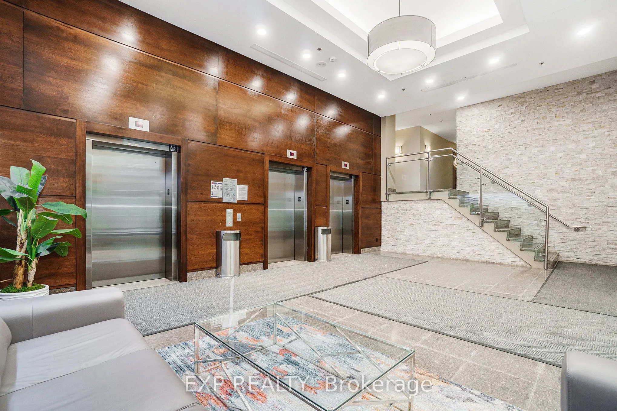 238 Besserer Street, #609