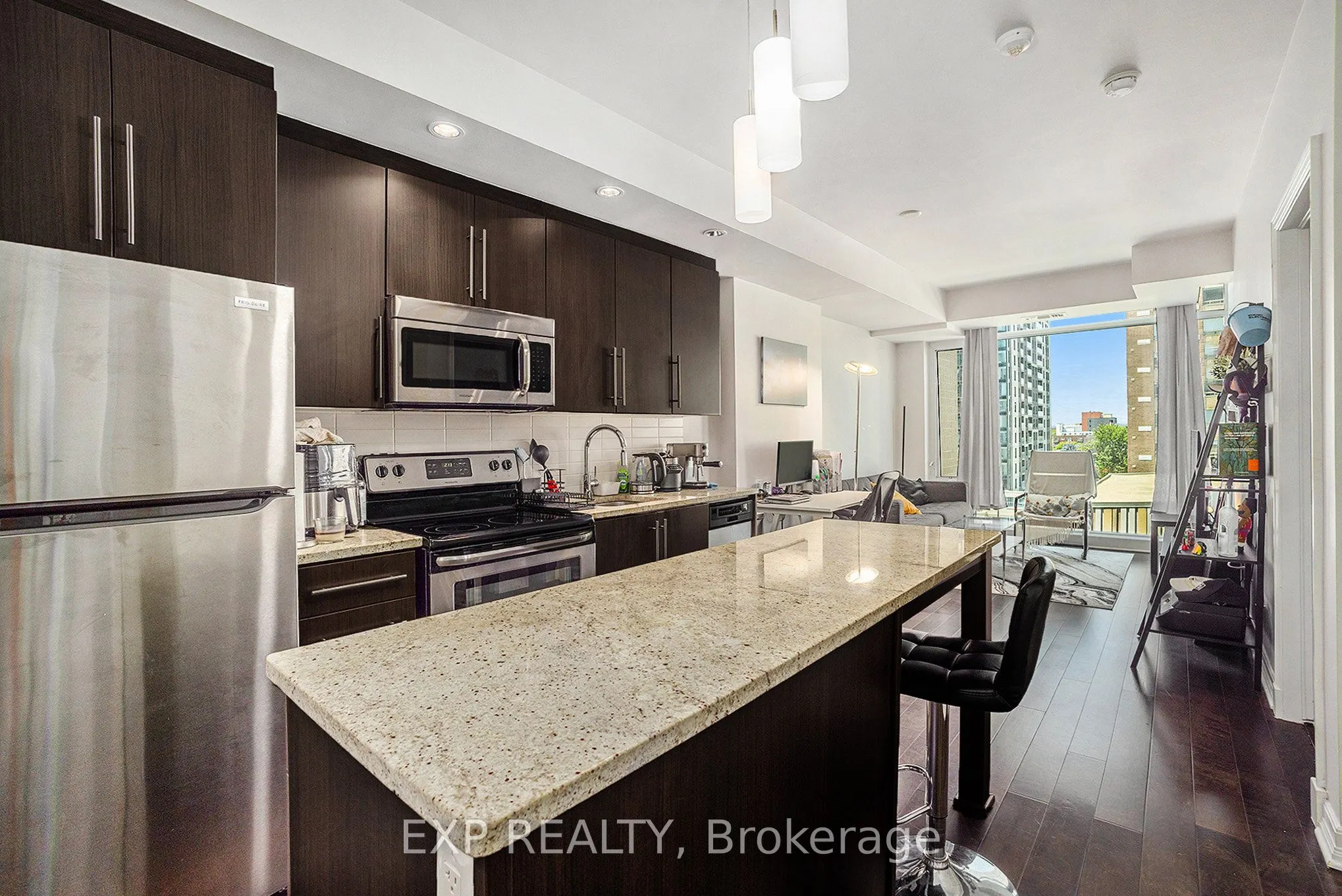 238 Besserer Street, #609