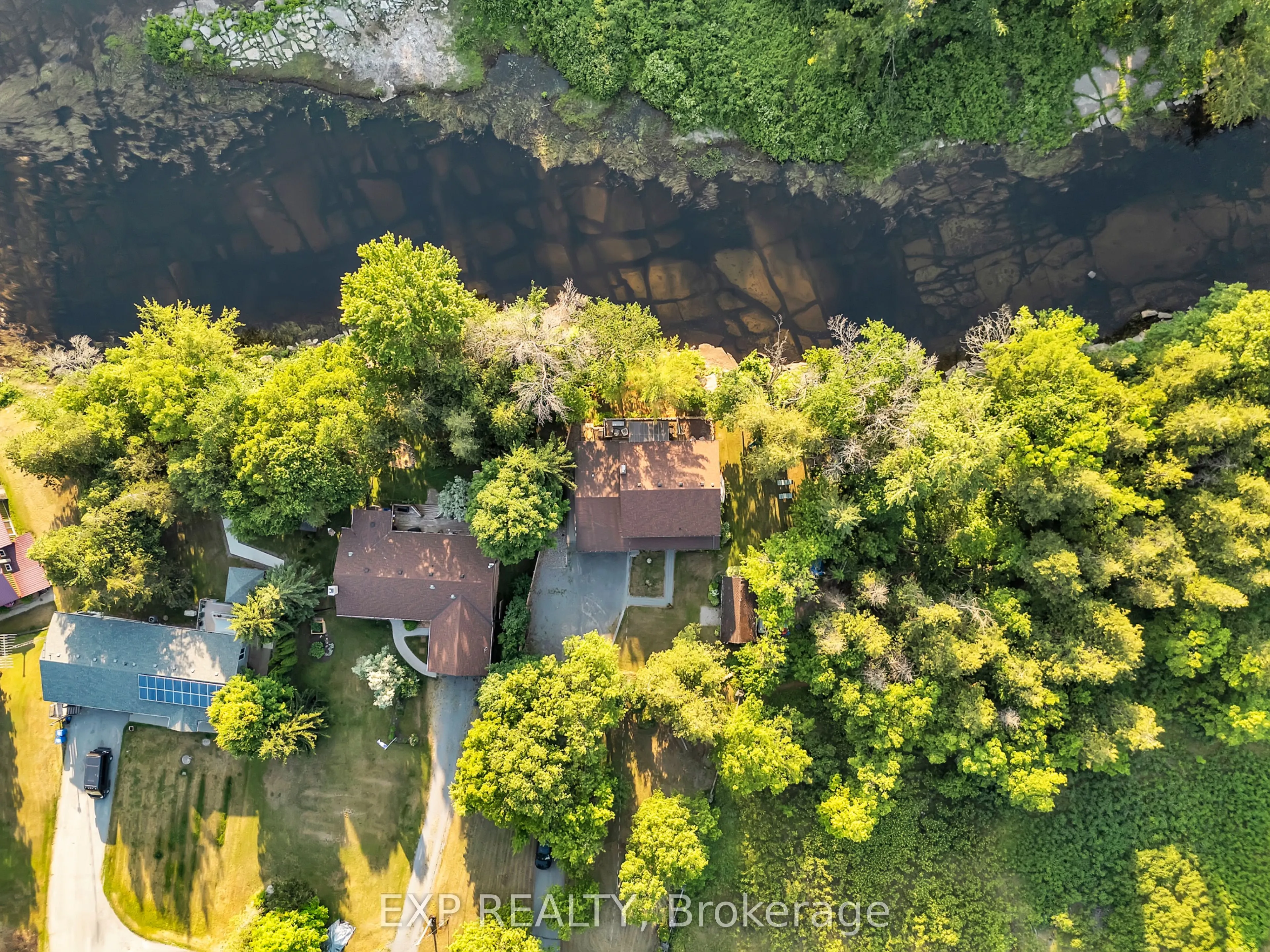 587 Scuttlehole Road