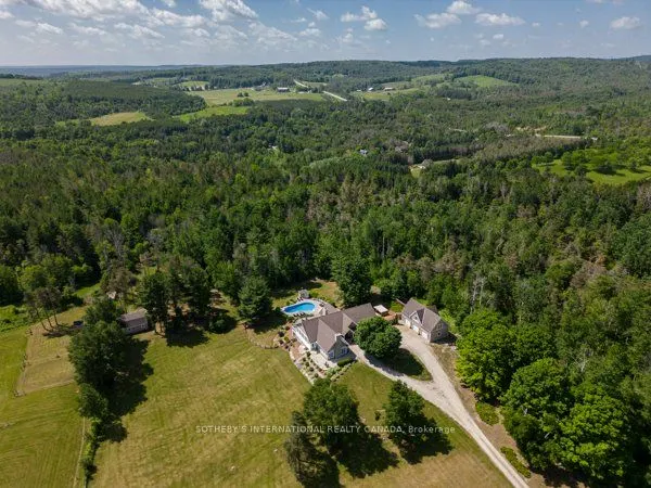 428308 25th Side Road