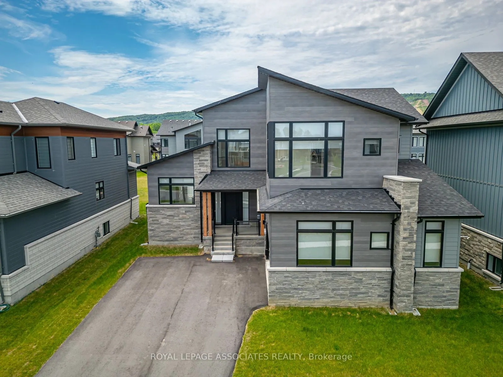 111 Cattail Crescent