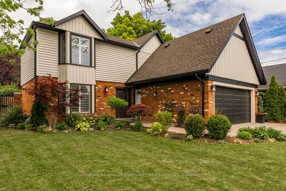 32 Galbraith Drive