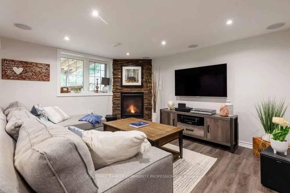 32 Galbraith Drive