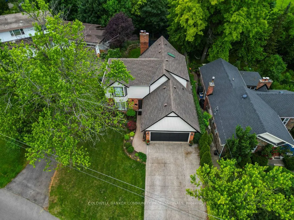 32 Galbraith Drive