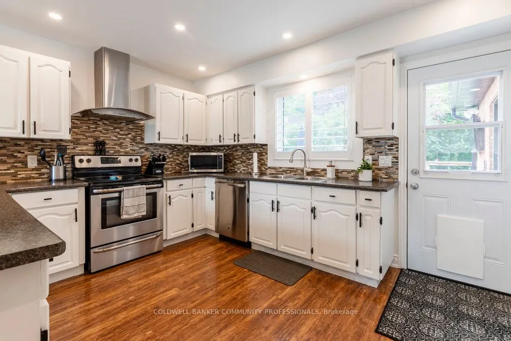 32 Galbraith Drive