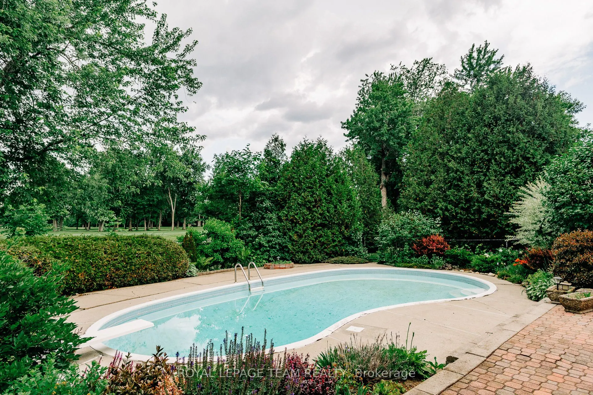 1231 Fairway Drive