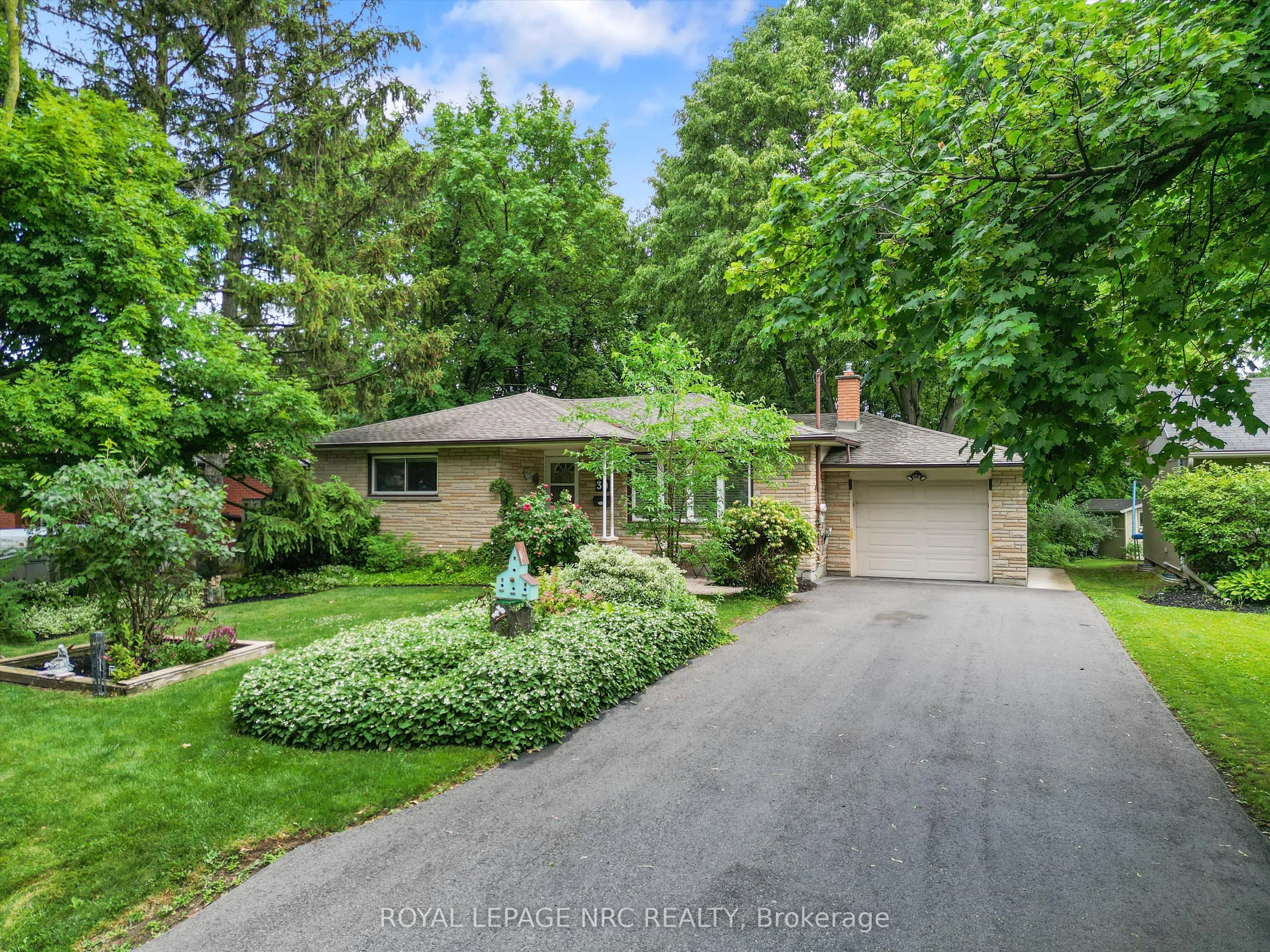 30 Juliana Crescent