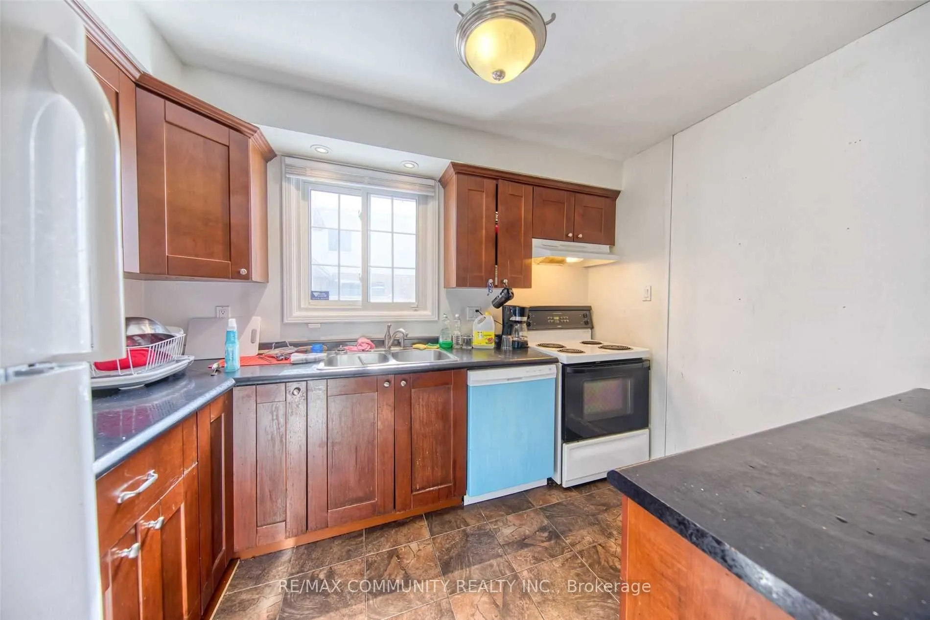 60 Keefer Road