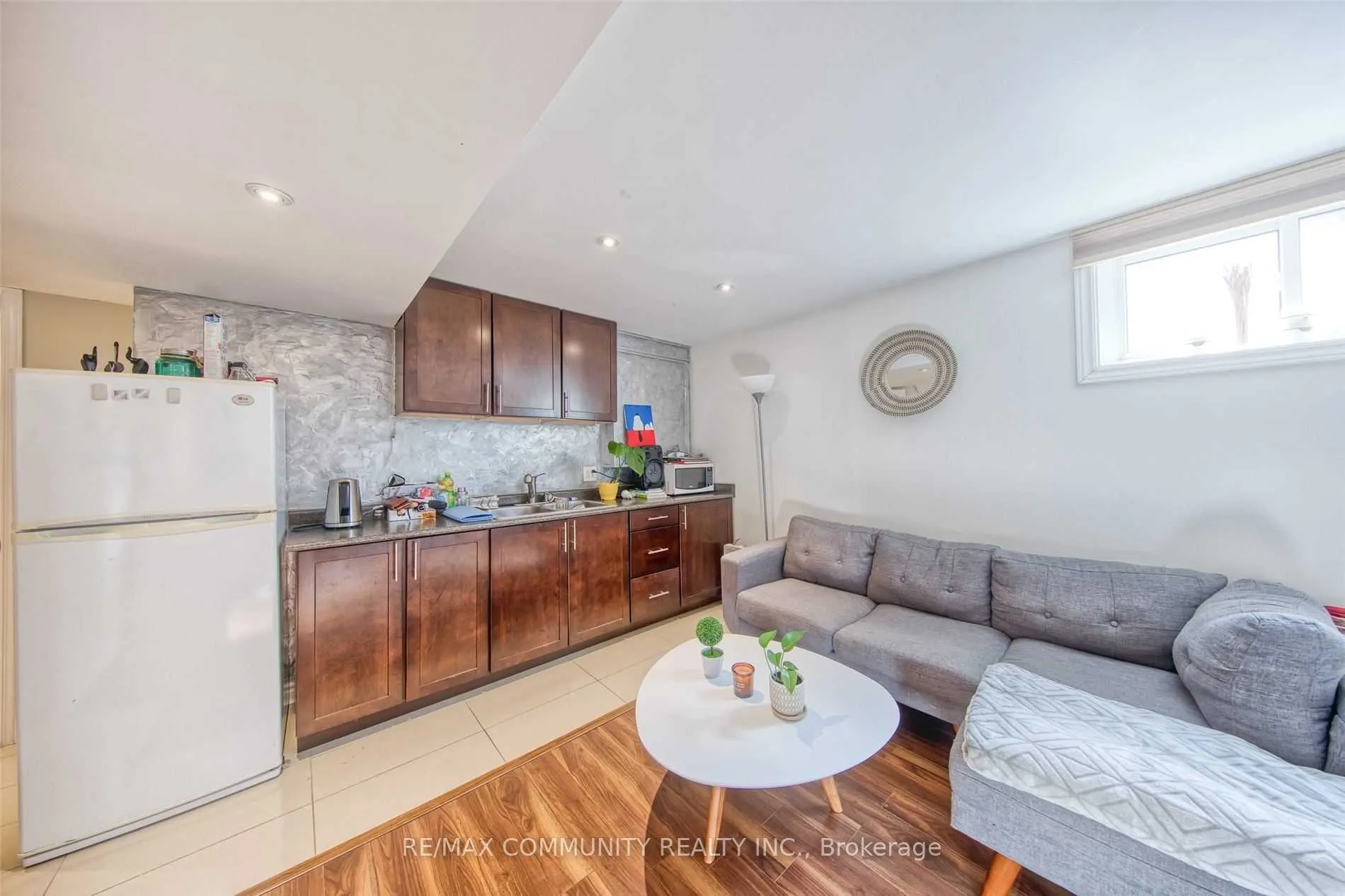 60 Keefer Road