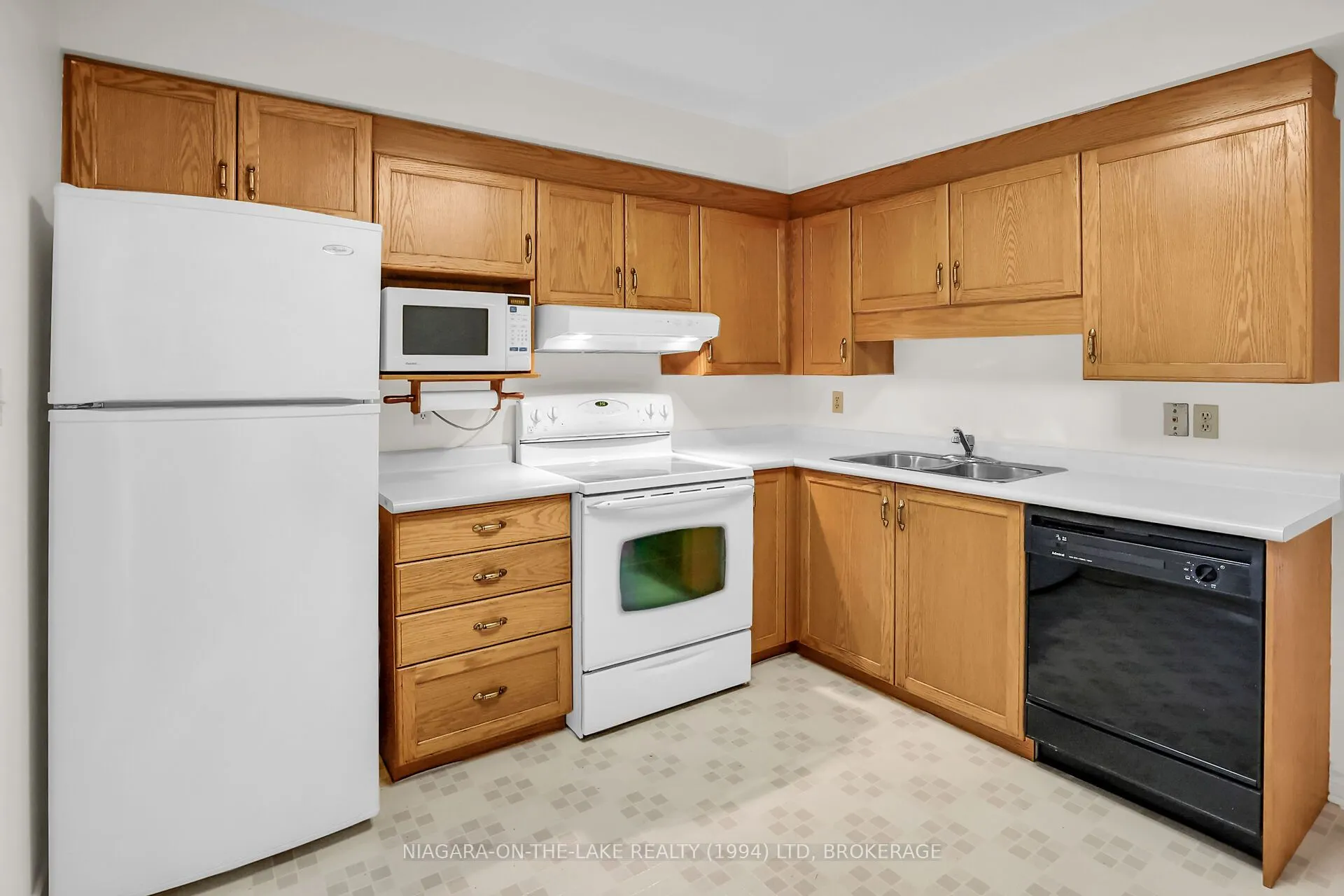 443 Nassau Street, #7