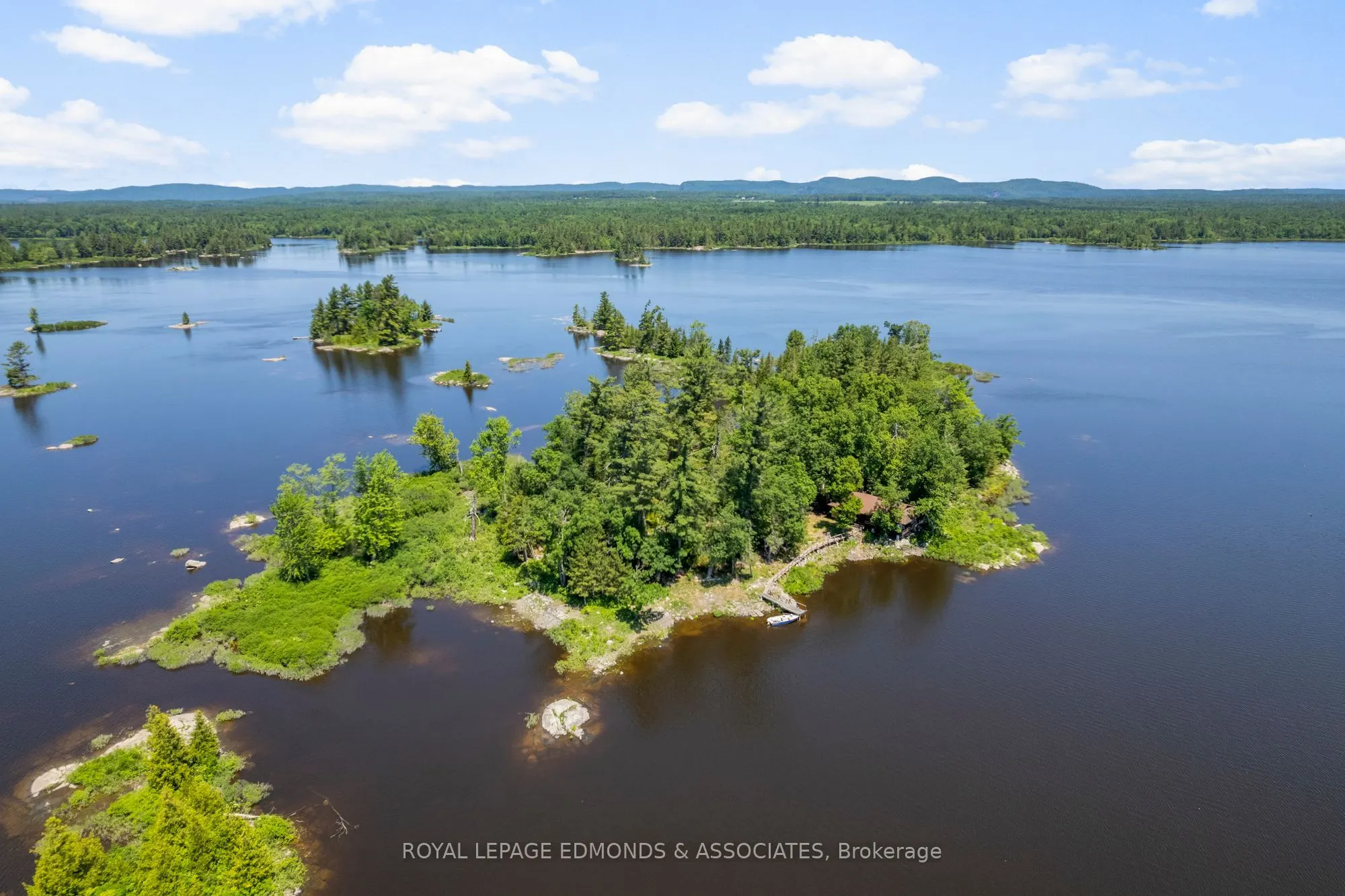 0 Riddell Island