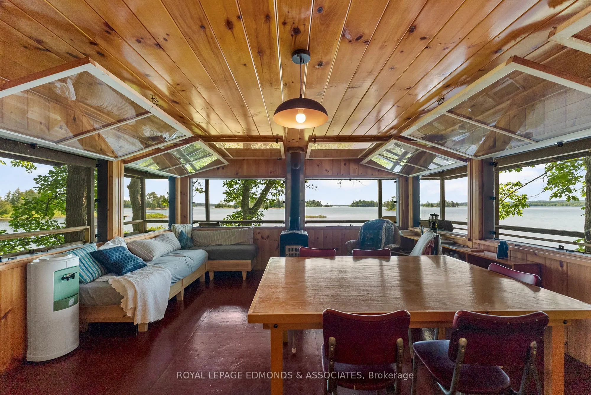 0 Riddell Island