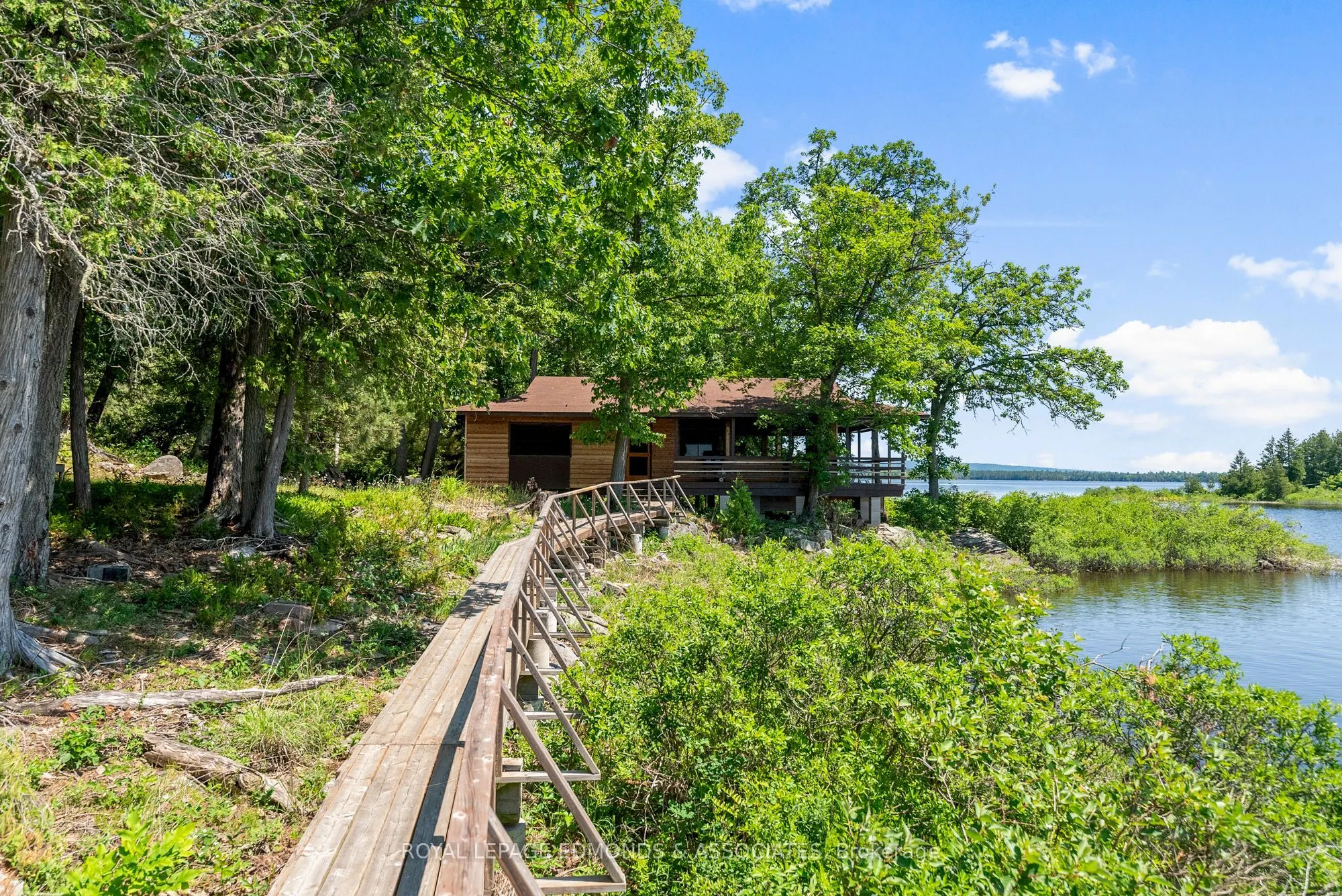 0 Riddell Island