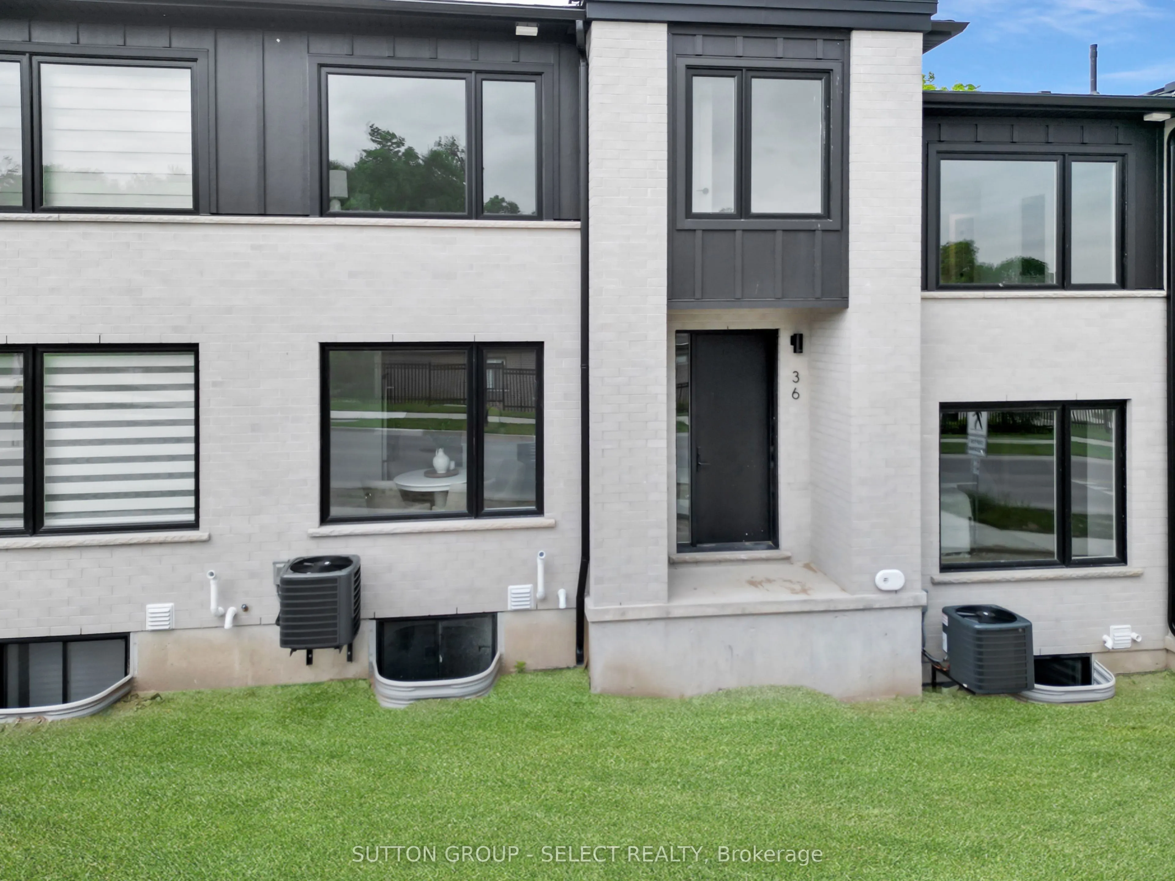 1175 RIVERBEND Road, #30