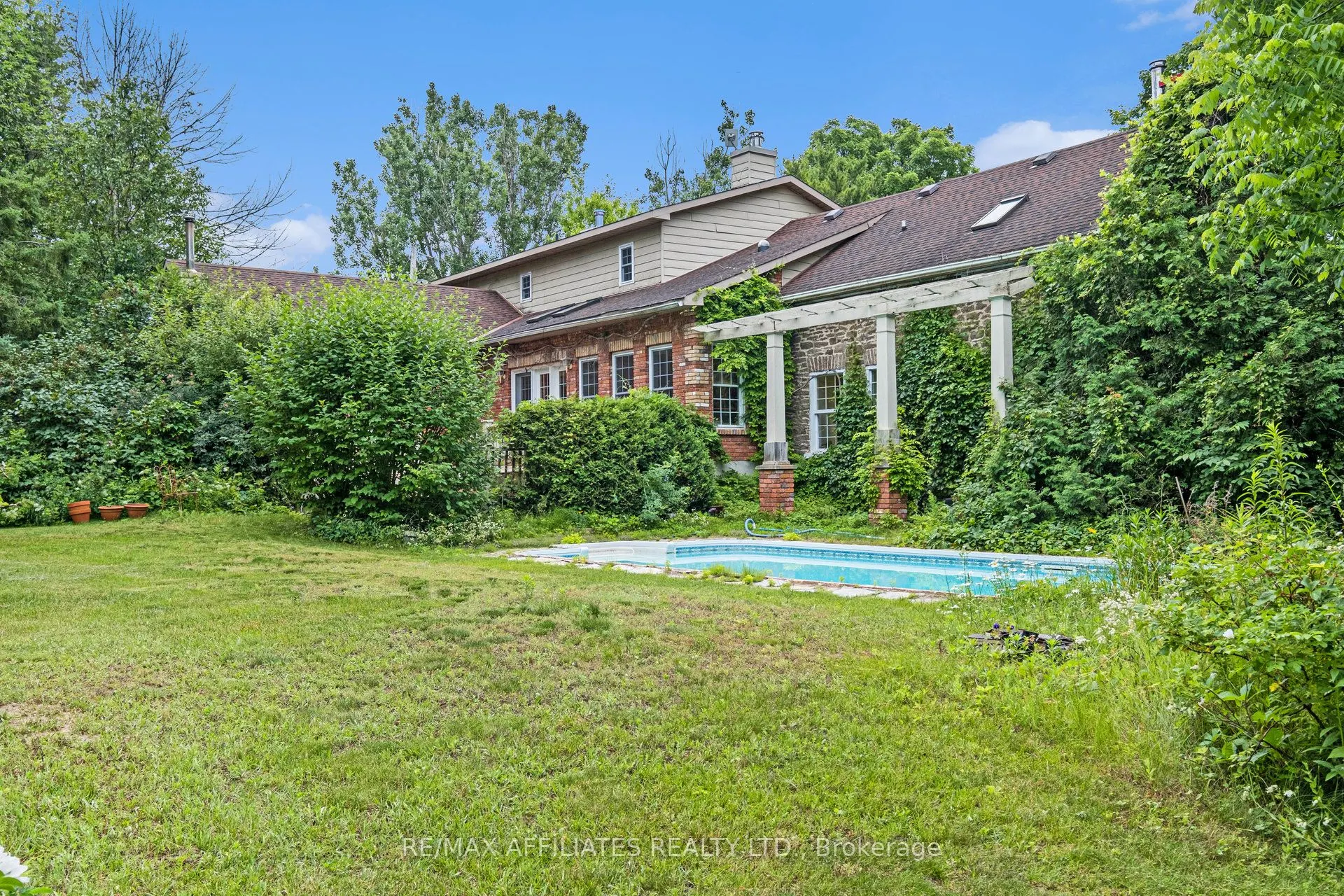 2435 County Road 20 Road