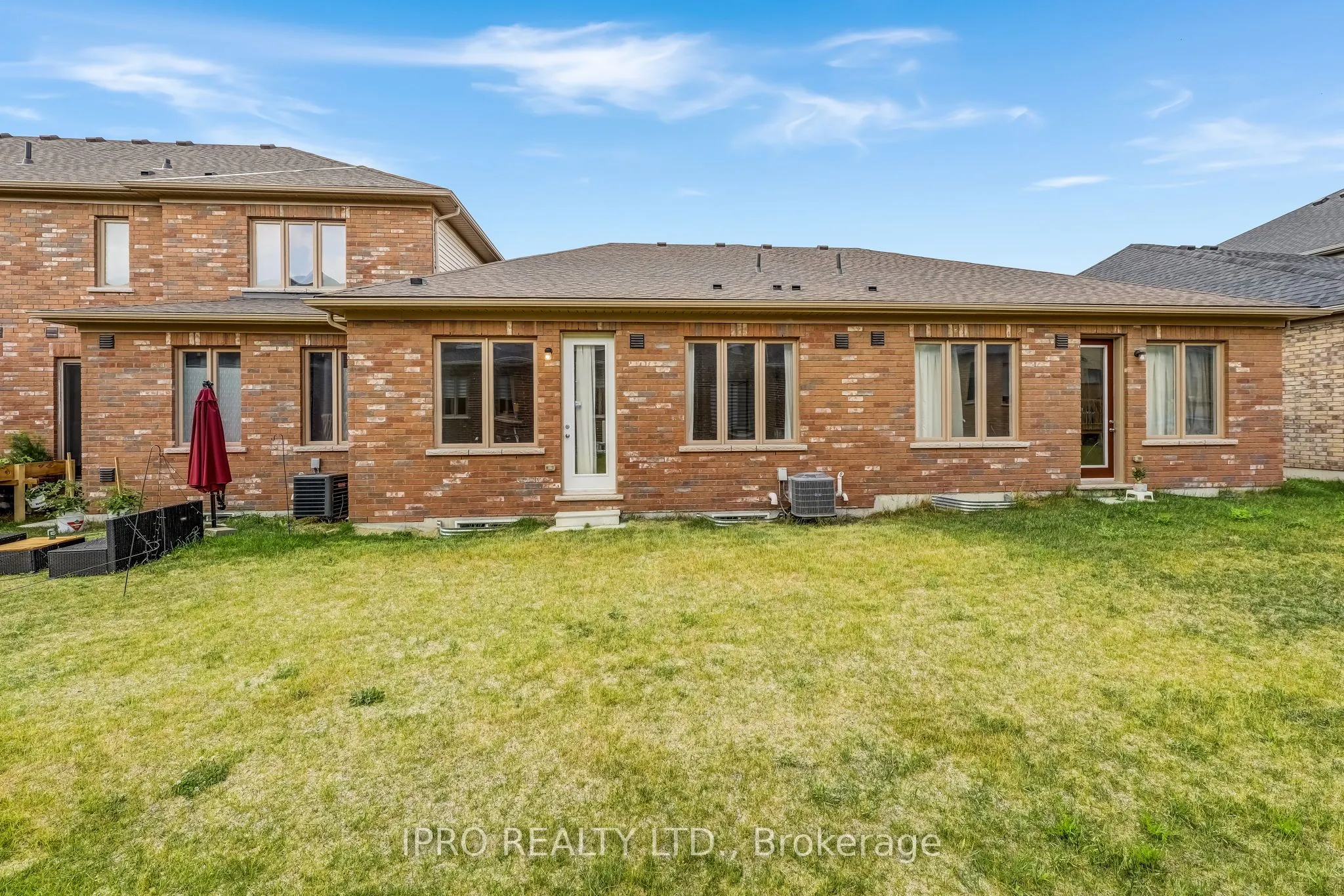 11 Harwood Street