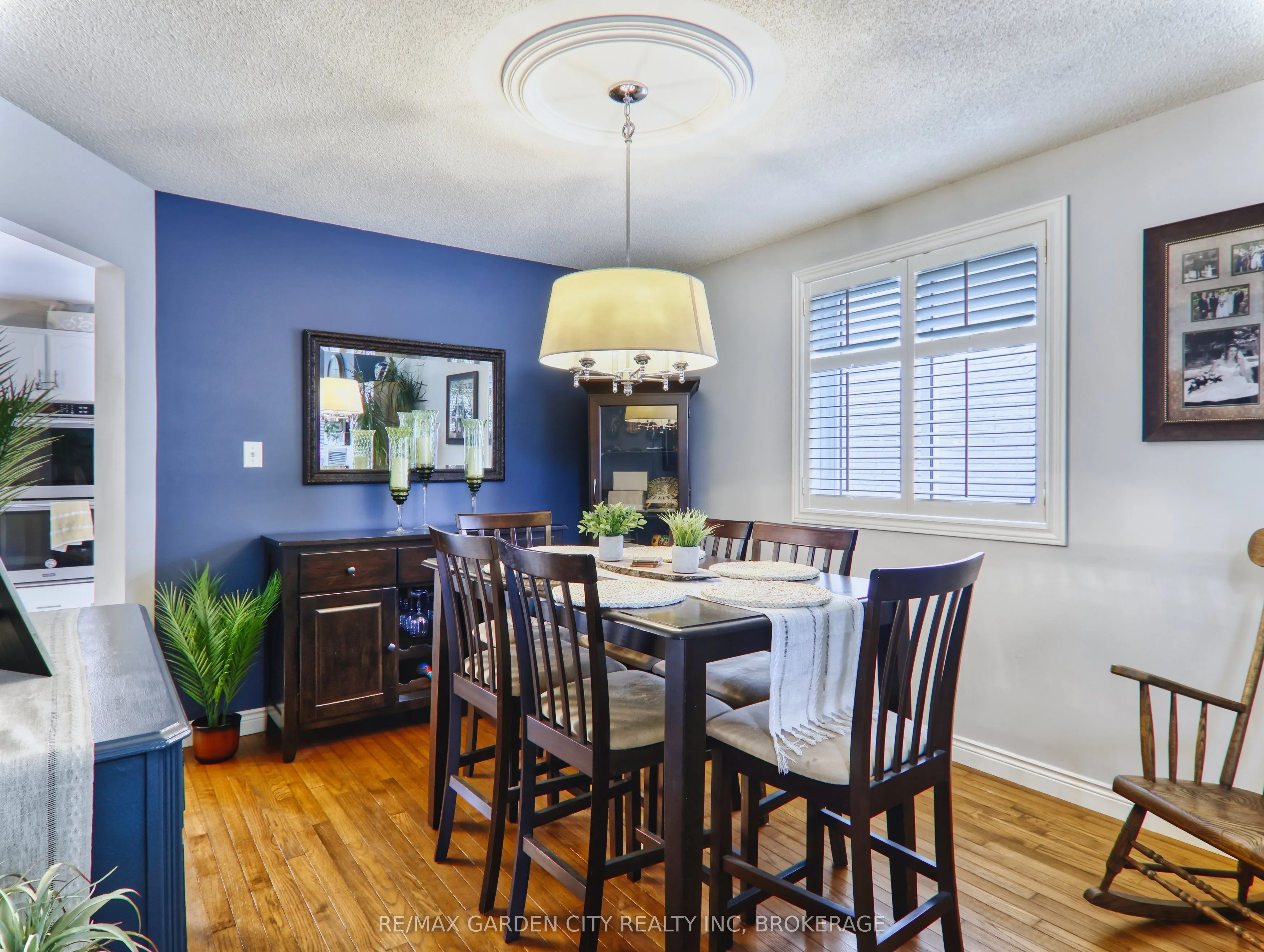 25 Sumner Crescent
