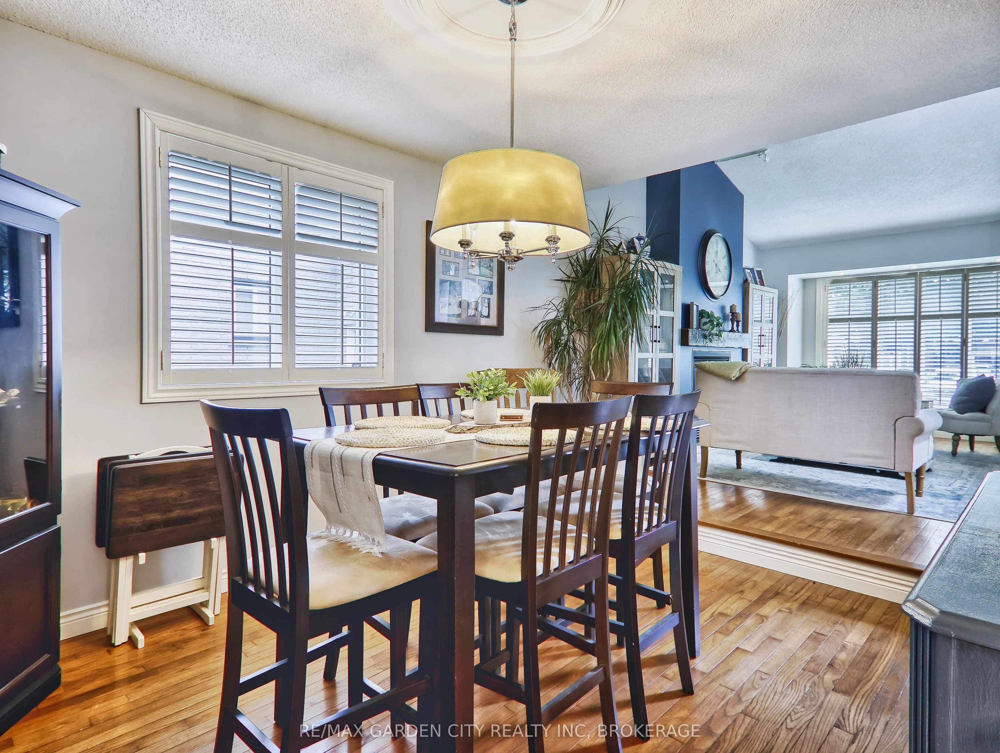 25 Sumner Crescent