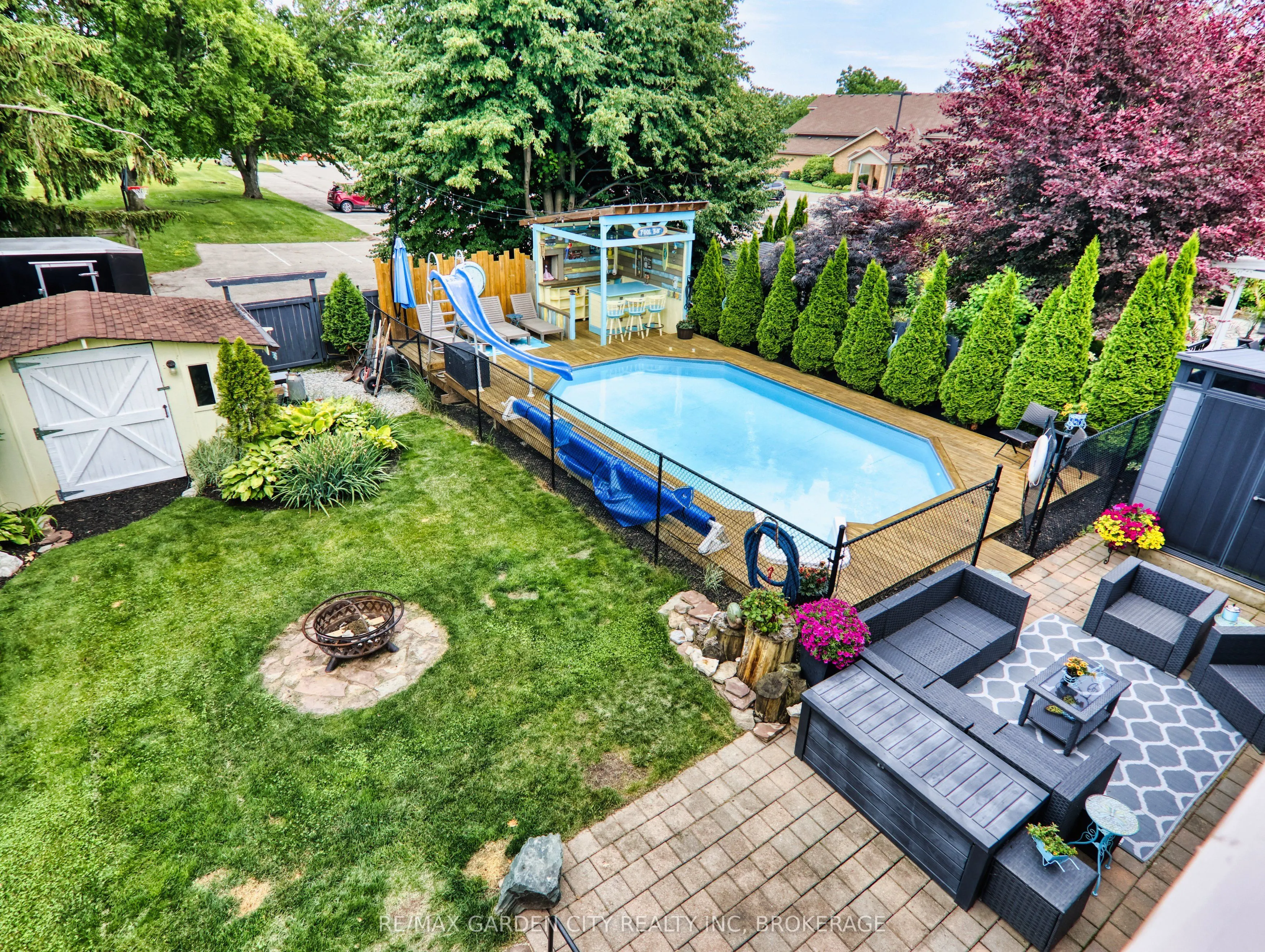 25 Sumner Crescent