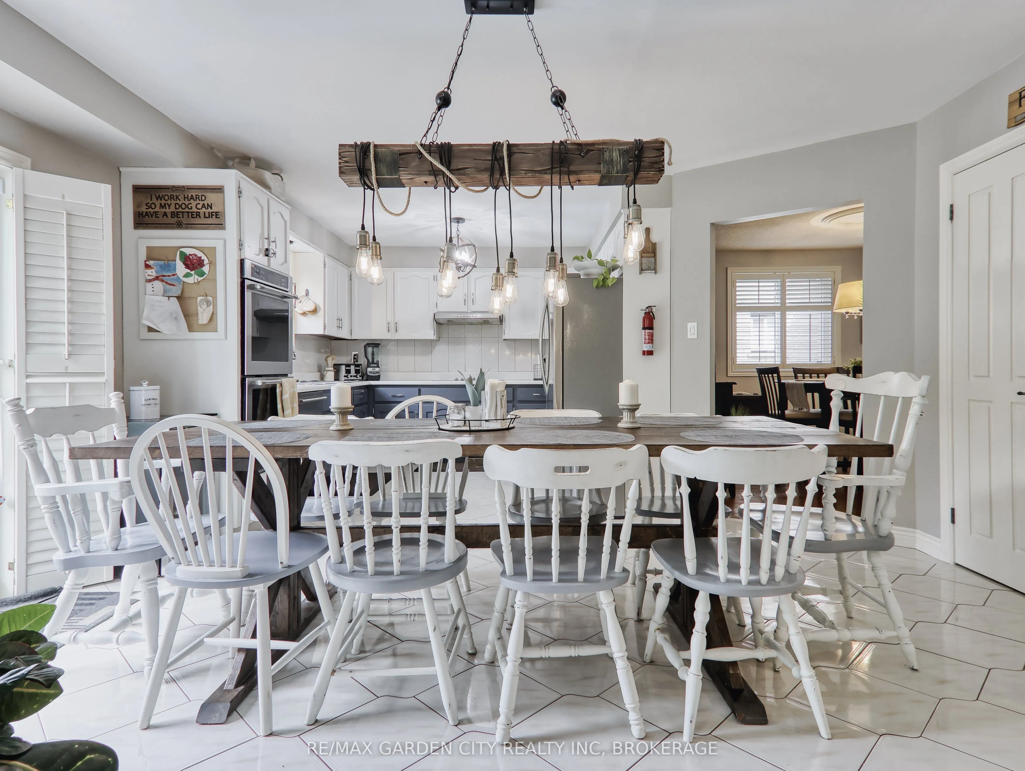 25 Sumner Crescent