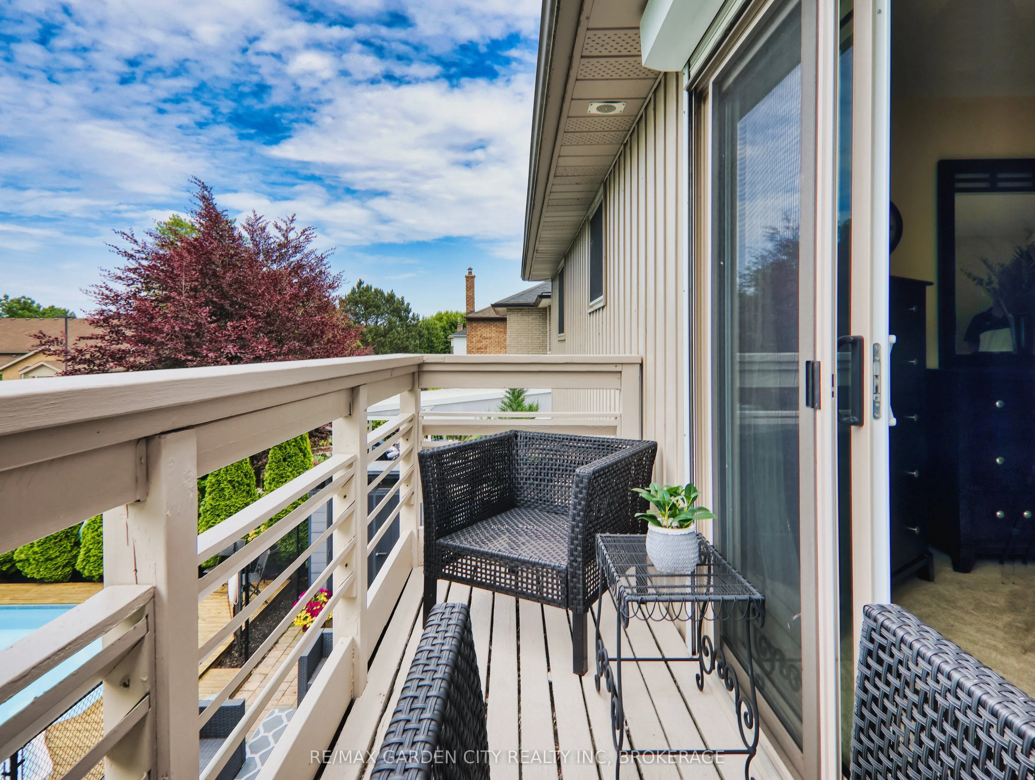 25 Sumner Crescent