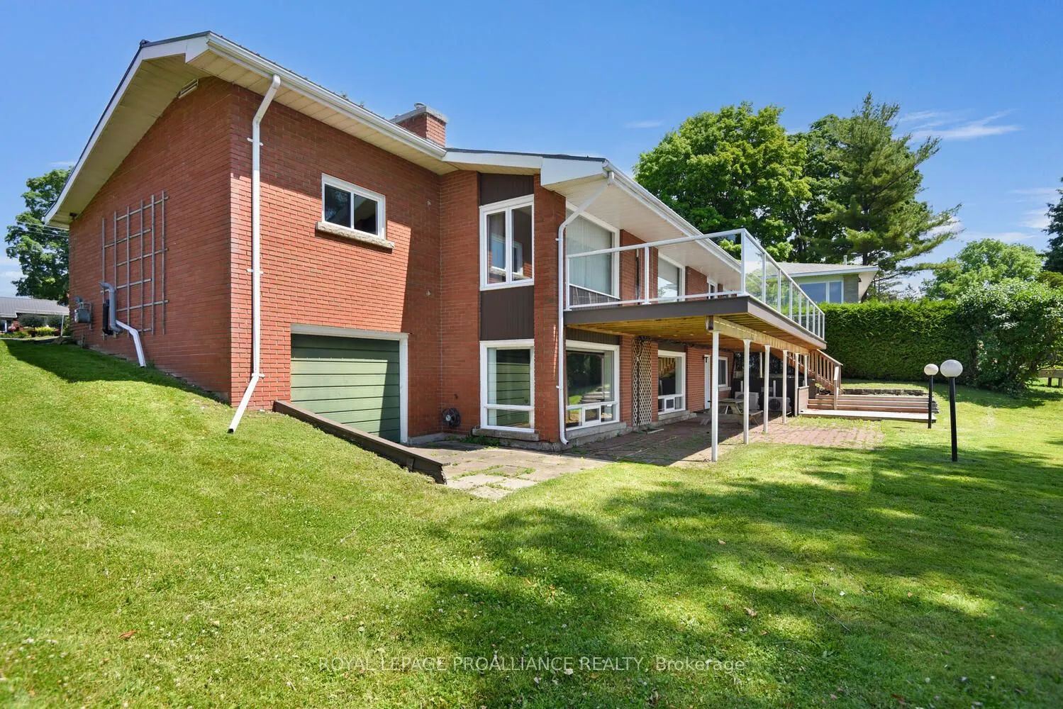 1675 County Rd 2 Road W