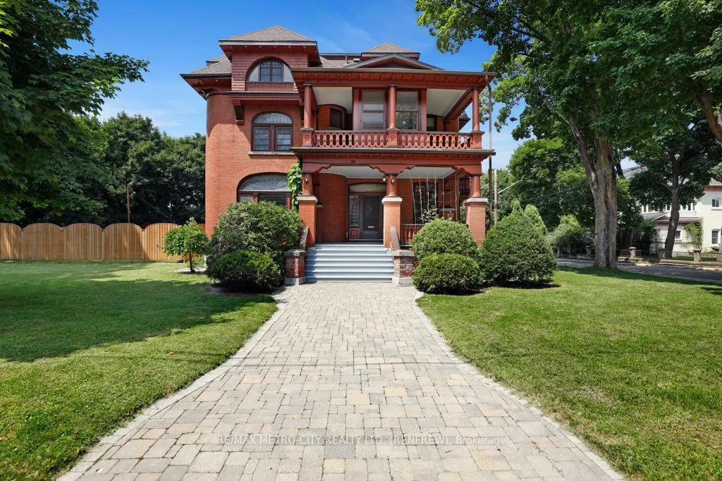 154 Quarry Avenue