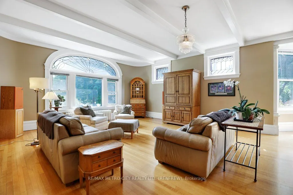 154 Quarry Avenue