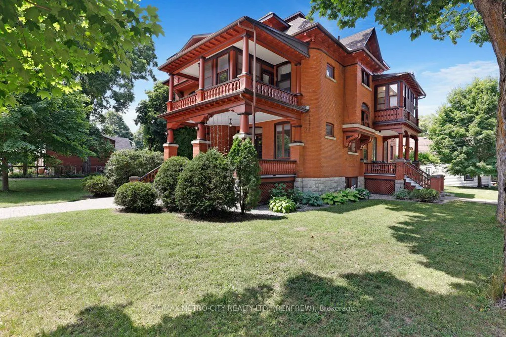 154 Quarry Avenue