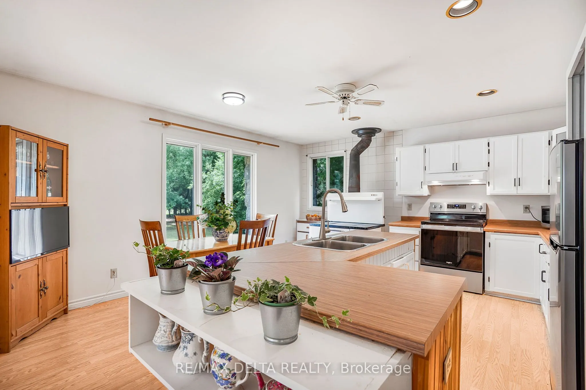2685 Concession 7 Road