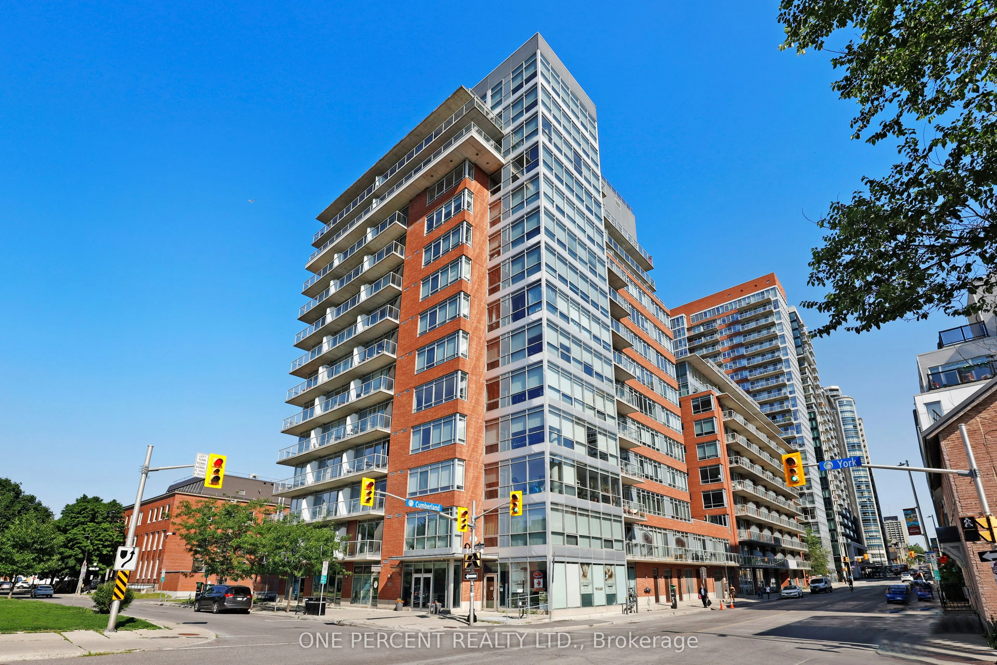 180 York Street, #904