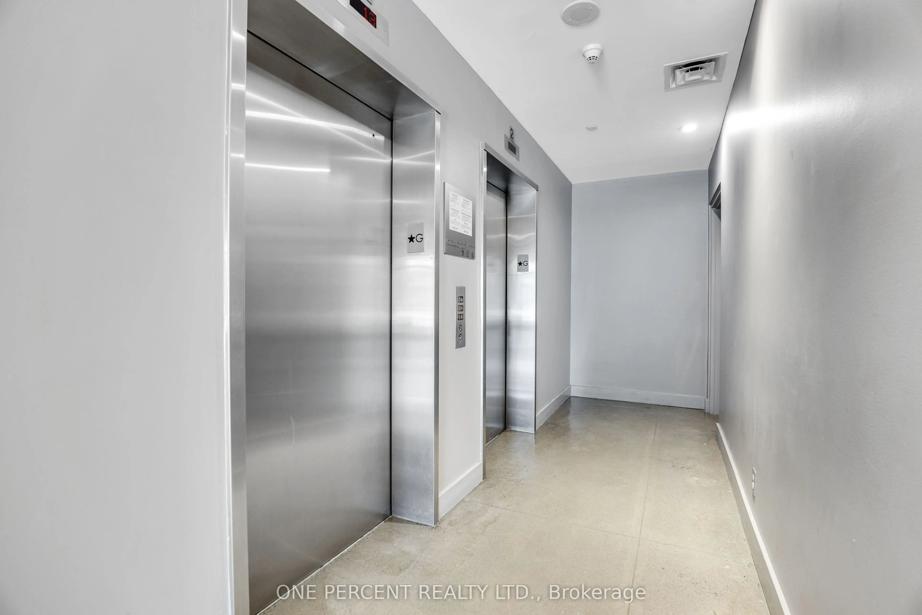 180 York Street, #904