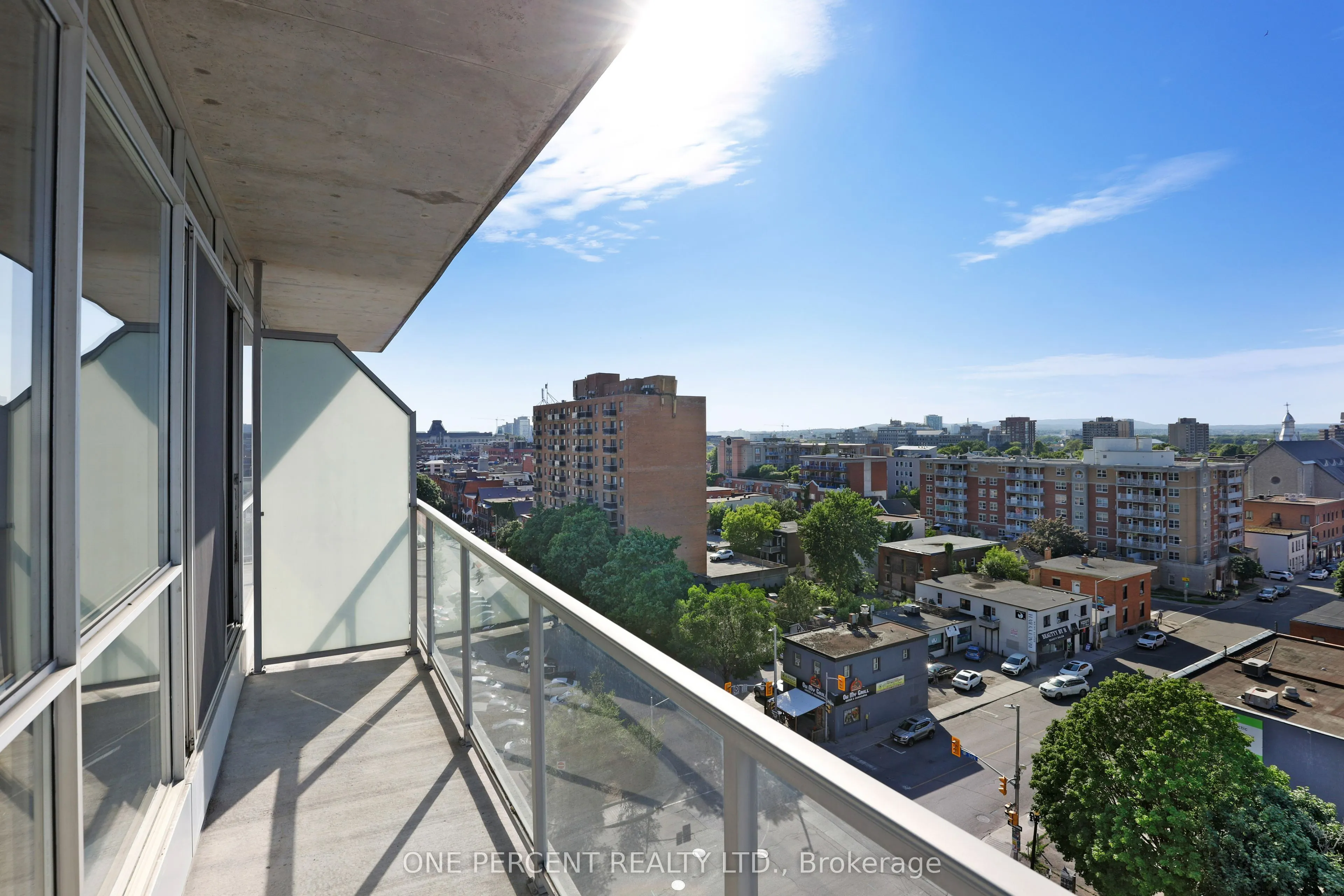 180 York Street, #904